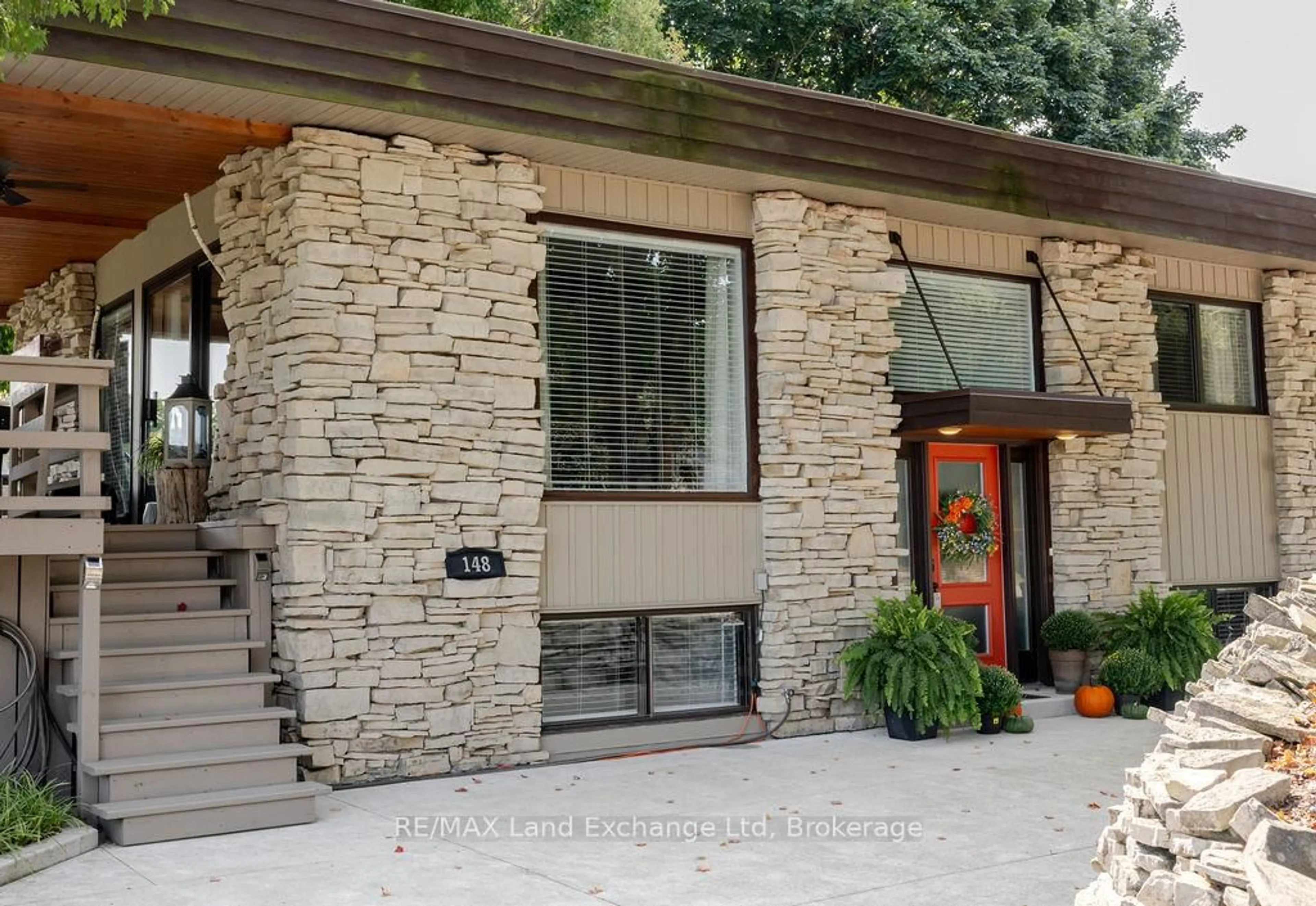 Home with brick exterior material, unknown for 148 Park Dr, North Huron Ontario N0G 2W0