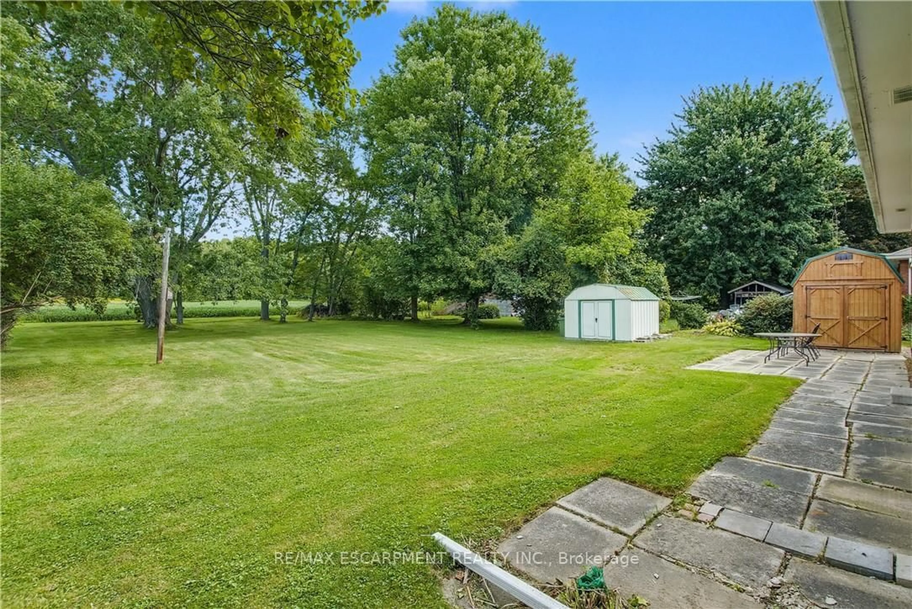 A pic from outside/outdoor area/front of a property/back of a property/a pic from drone, water/lake/river/ocean view for 9840 Dickenson Rd, Hamilton Ontario L0R 1W0
