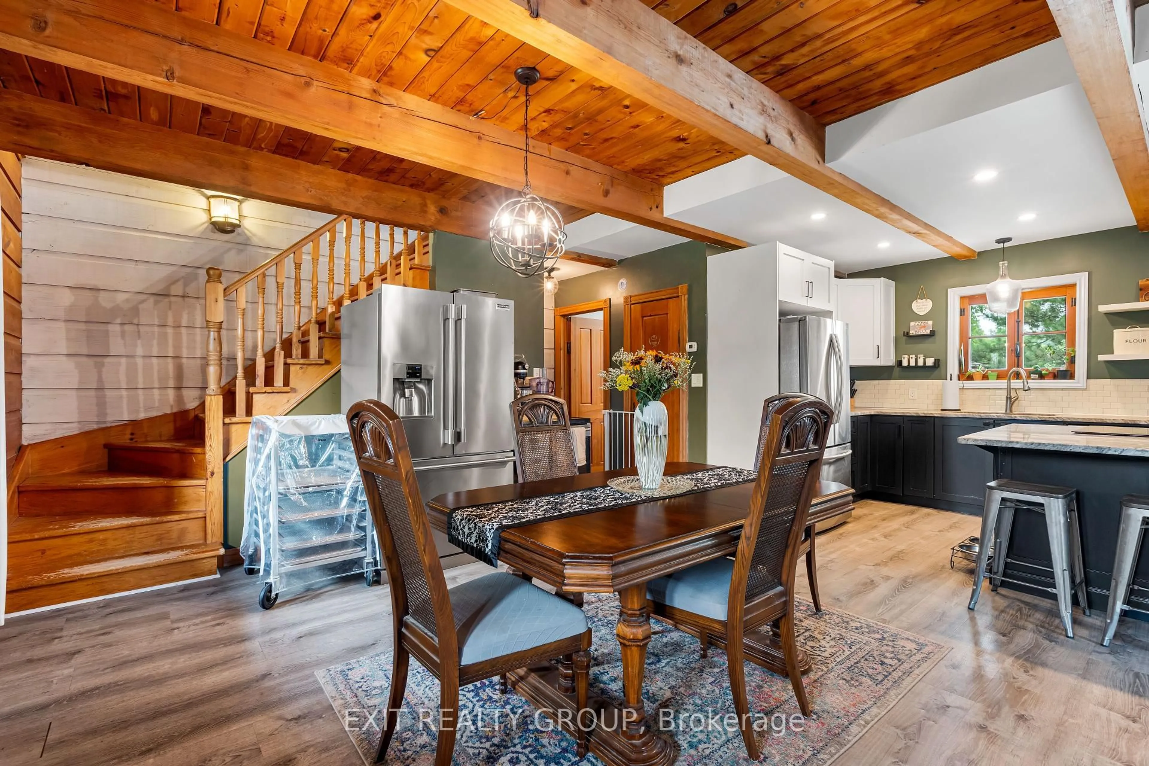 Dining room, wood/laminate floor for 190 Golf Course Rd, Stirling Ontario K0K 3E0