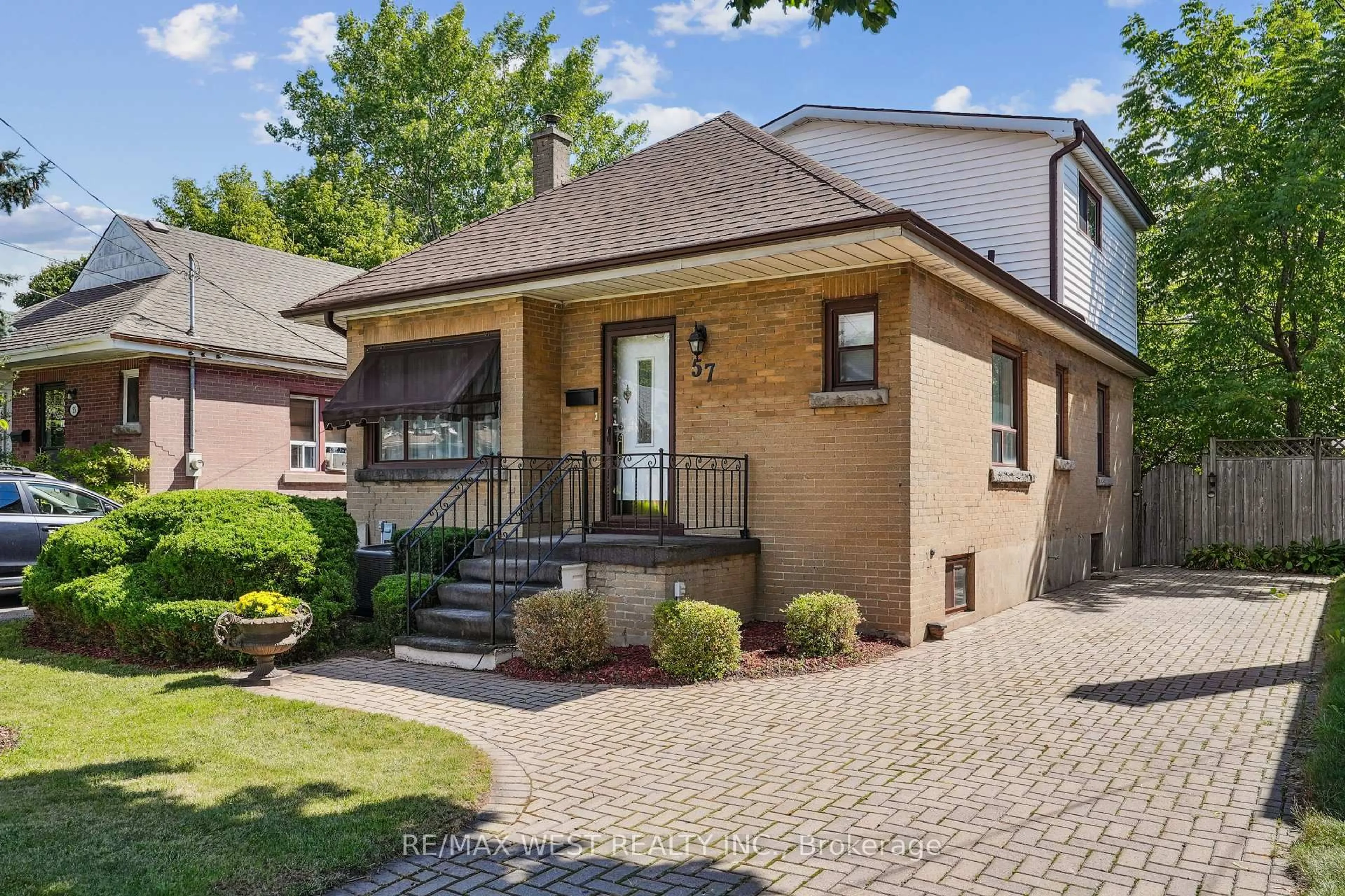 Home with brick exterior material, street for 57 East 36th St, Hamilton Ontario L8V 3Y8