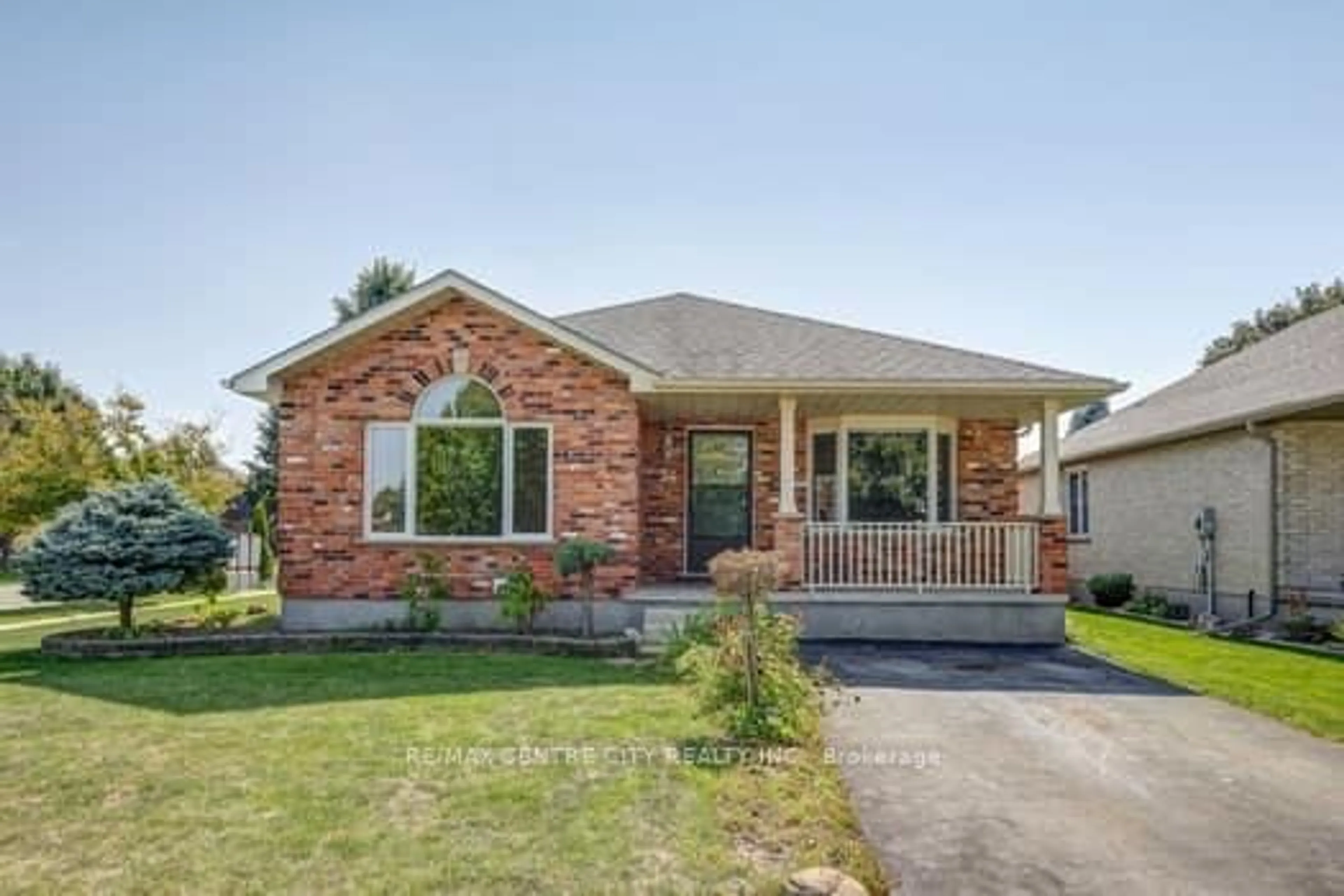 Home with brick exterior material, street for 26 Sifton Dr, St. Thomas Ontario N5R 6C7