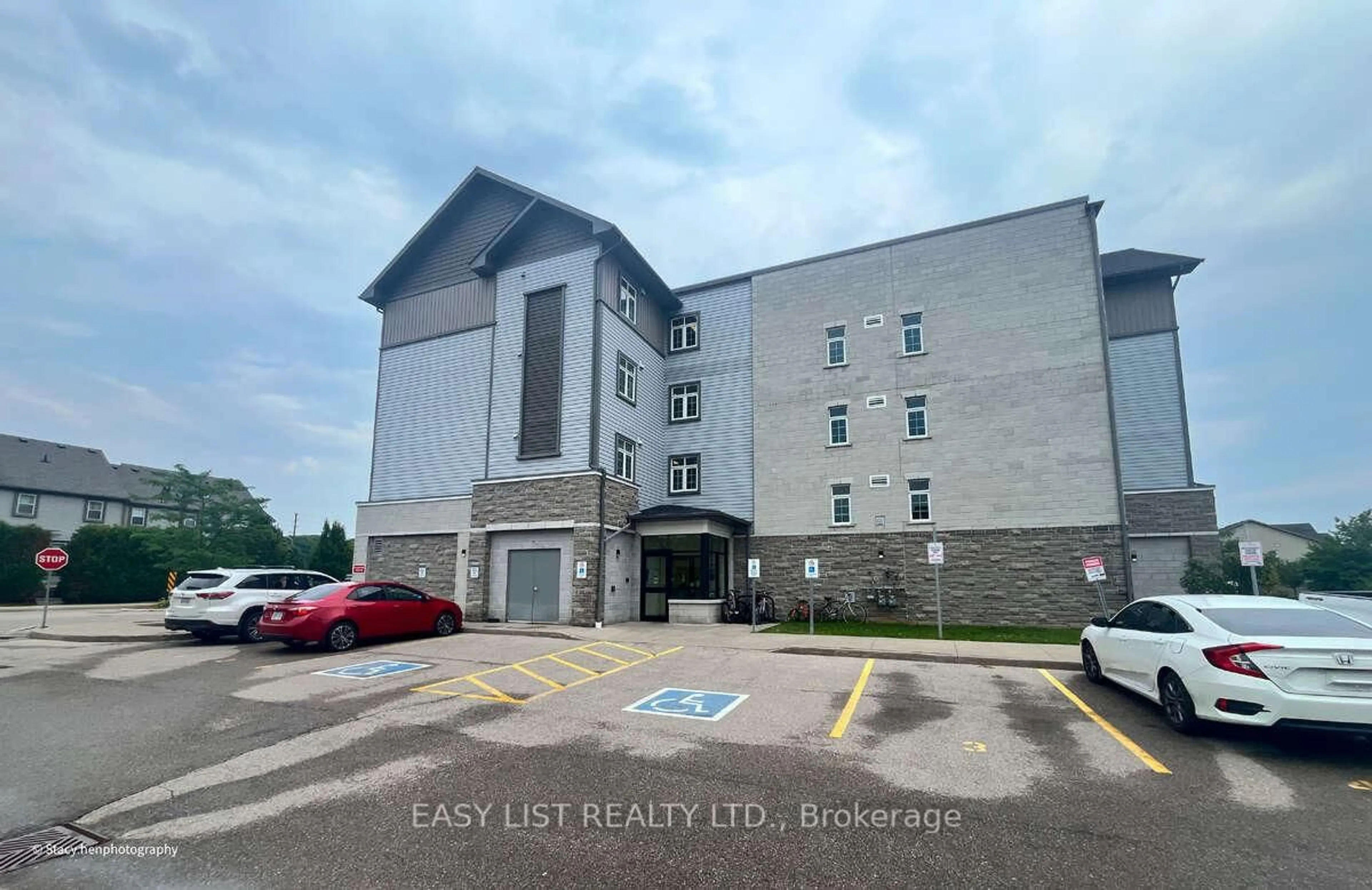 Unknown for 64 Frederick Dr #204, Guelph Ontario N1L 0P3