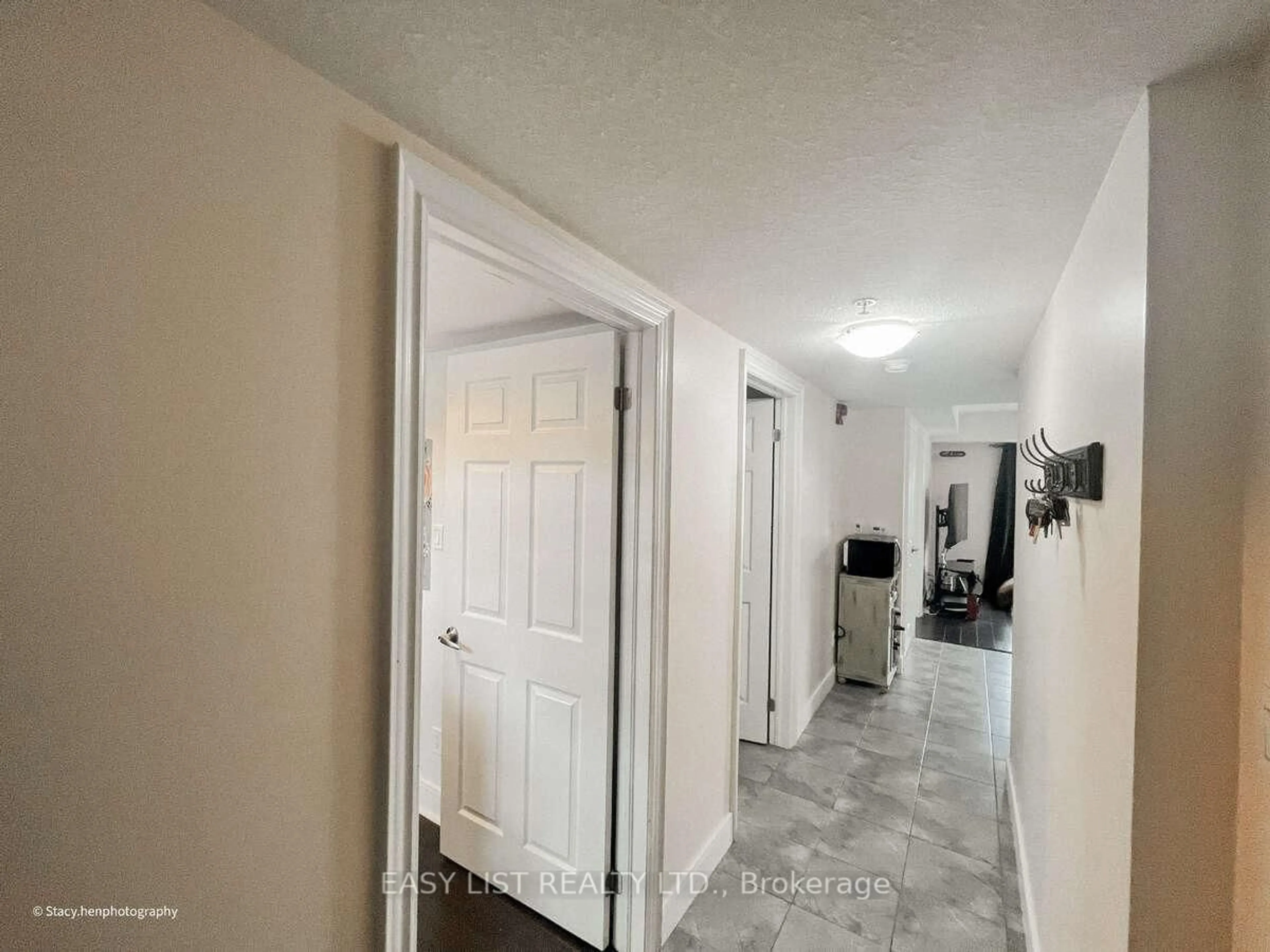 Indoor entryway for 64 Frederick Dr #204, Guelph Ontario N1L 0P3