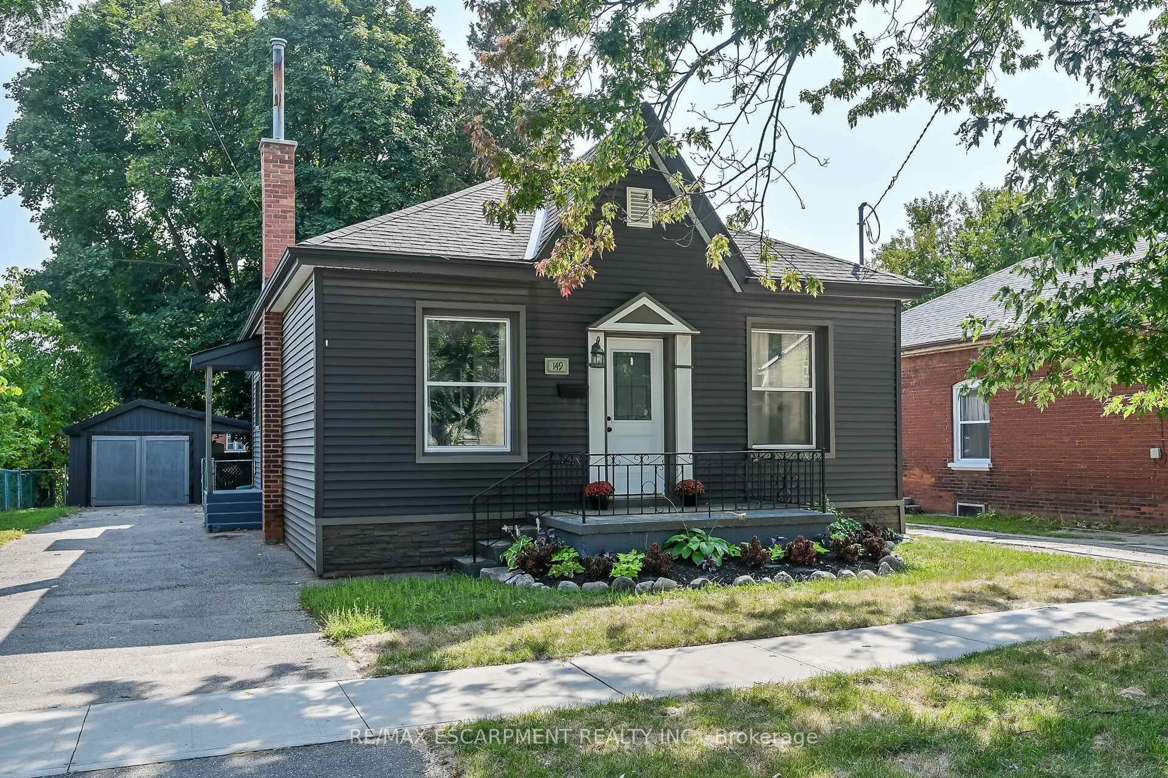 Home with brick exterior material, street for 149 Elgin St, Brantford Ontario N3S 5A4