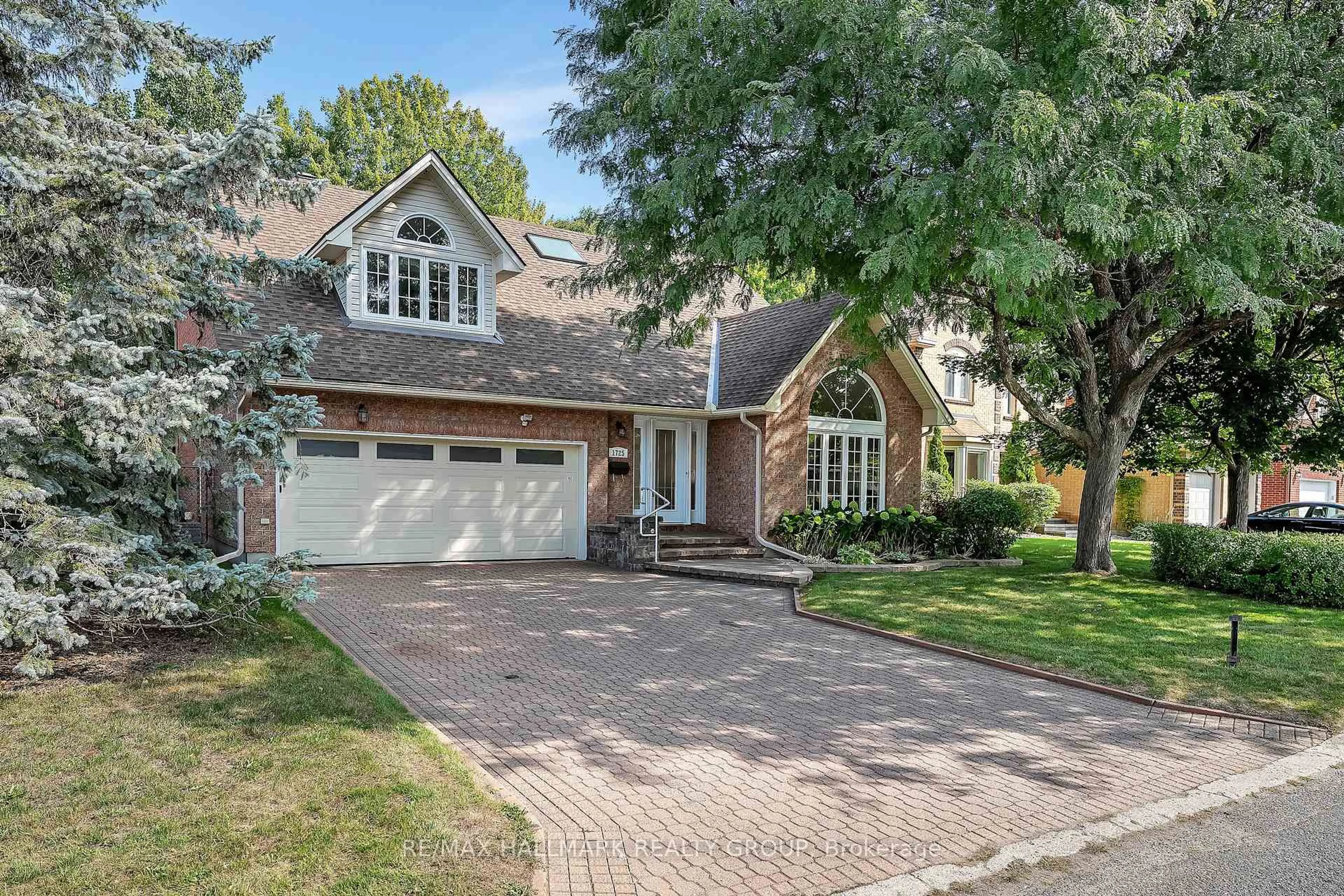 Home with brick exterior material, street for 1725 Autumn Ridge Dr, Ottawa Ontario K1C 6Z1