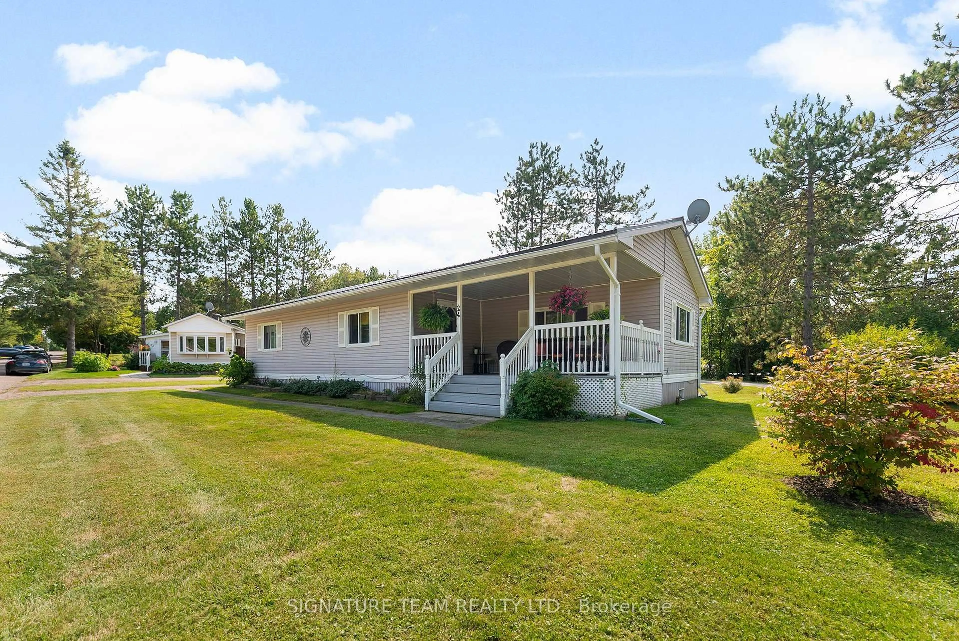 Home with vinyl exterior material, water/lake/river/ocean view for 24 Robert Colin Lane, Cobden Ontario K0J 1K0