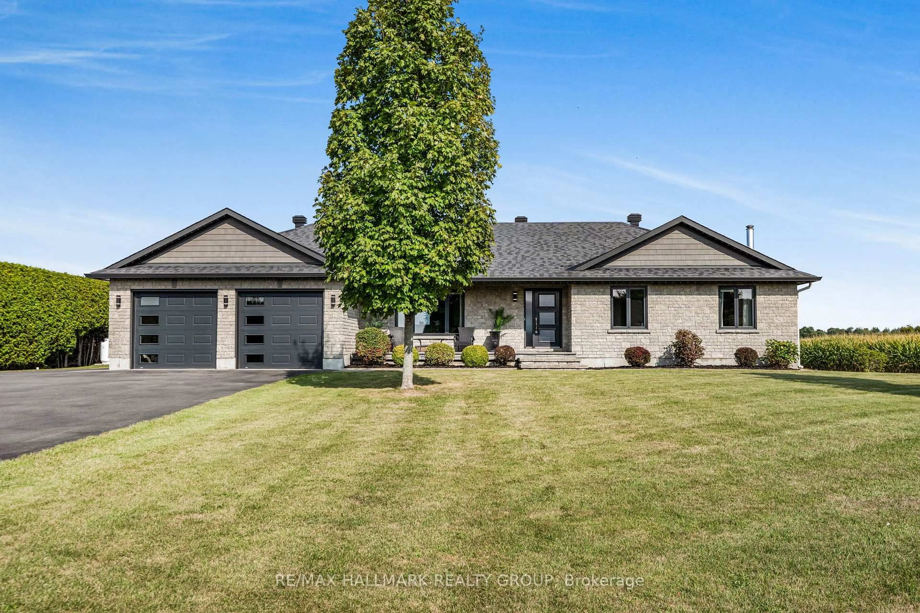 Unknown for 2321 DU LAC Rd, Clarence-Rockland Ontario K0A 3N0