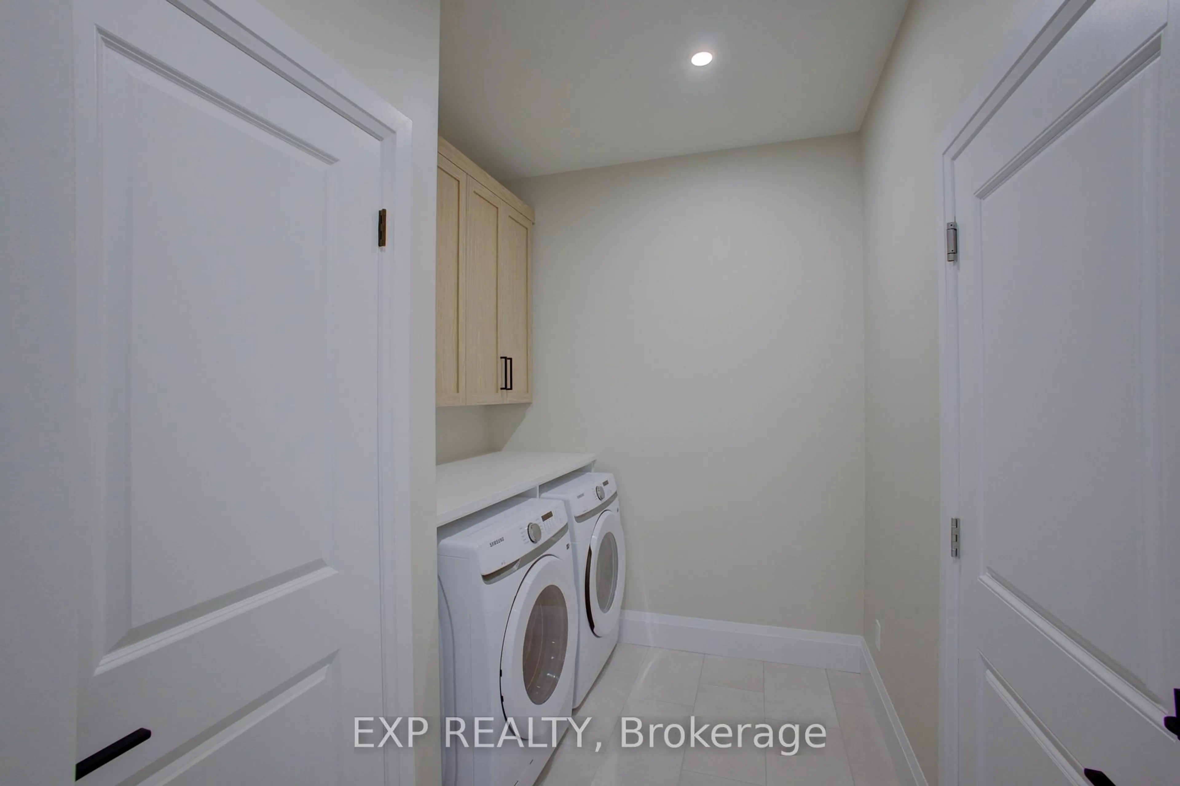 Laundry room for 91 Bedell Dr, Mapleton Ontario N0G 1P0