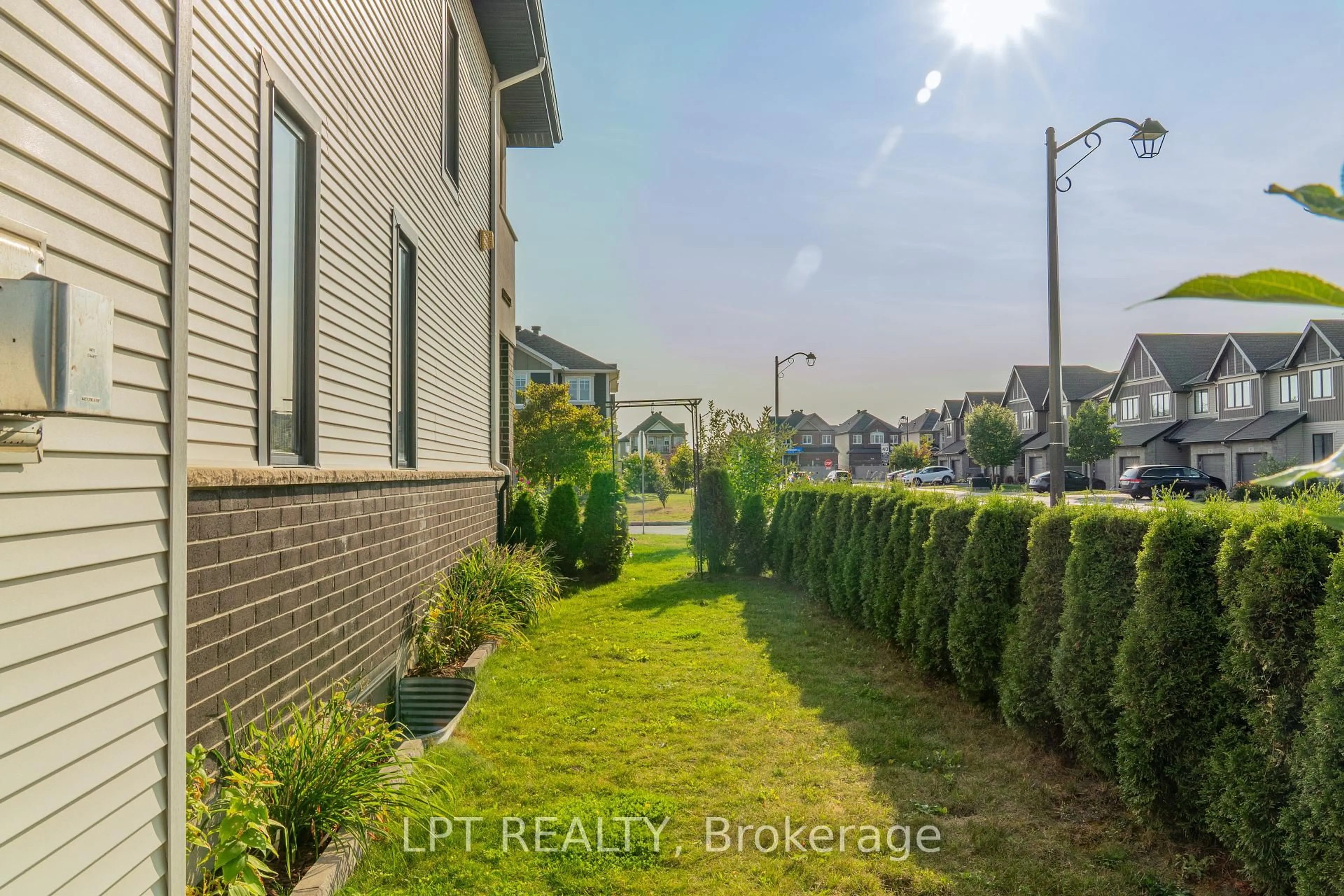 Unknown for 410 Andalusian Cres, Ottawa Ontario K2V 0E3