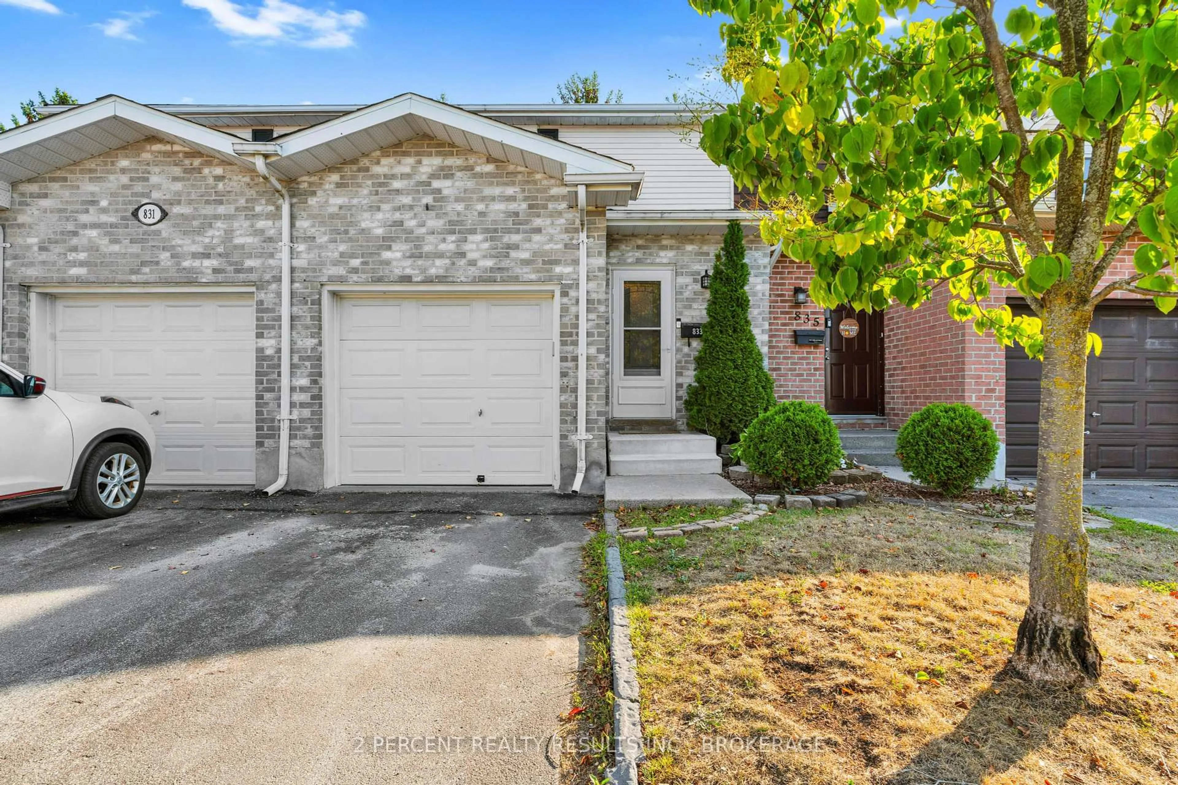 Unknown for 833 Datzell Lane, Kingston Ontario K7M 7R7