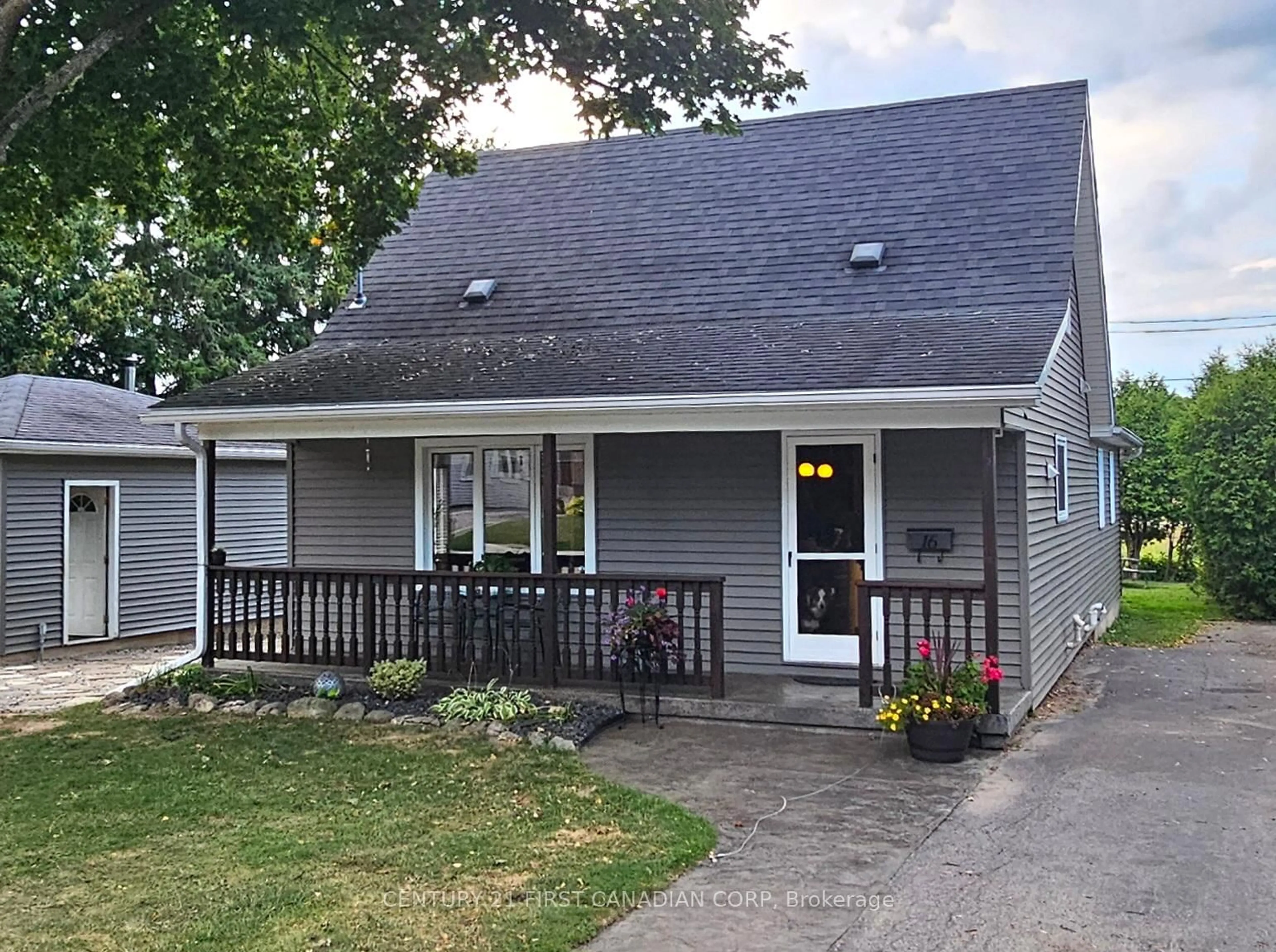 Home with vinyl exterior material, street for 16 Churchill Dr, Brant Ontario N3L 1J1