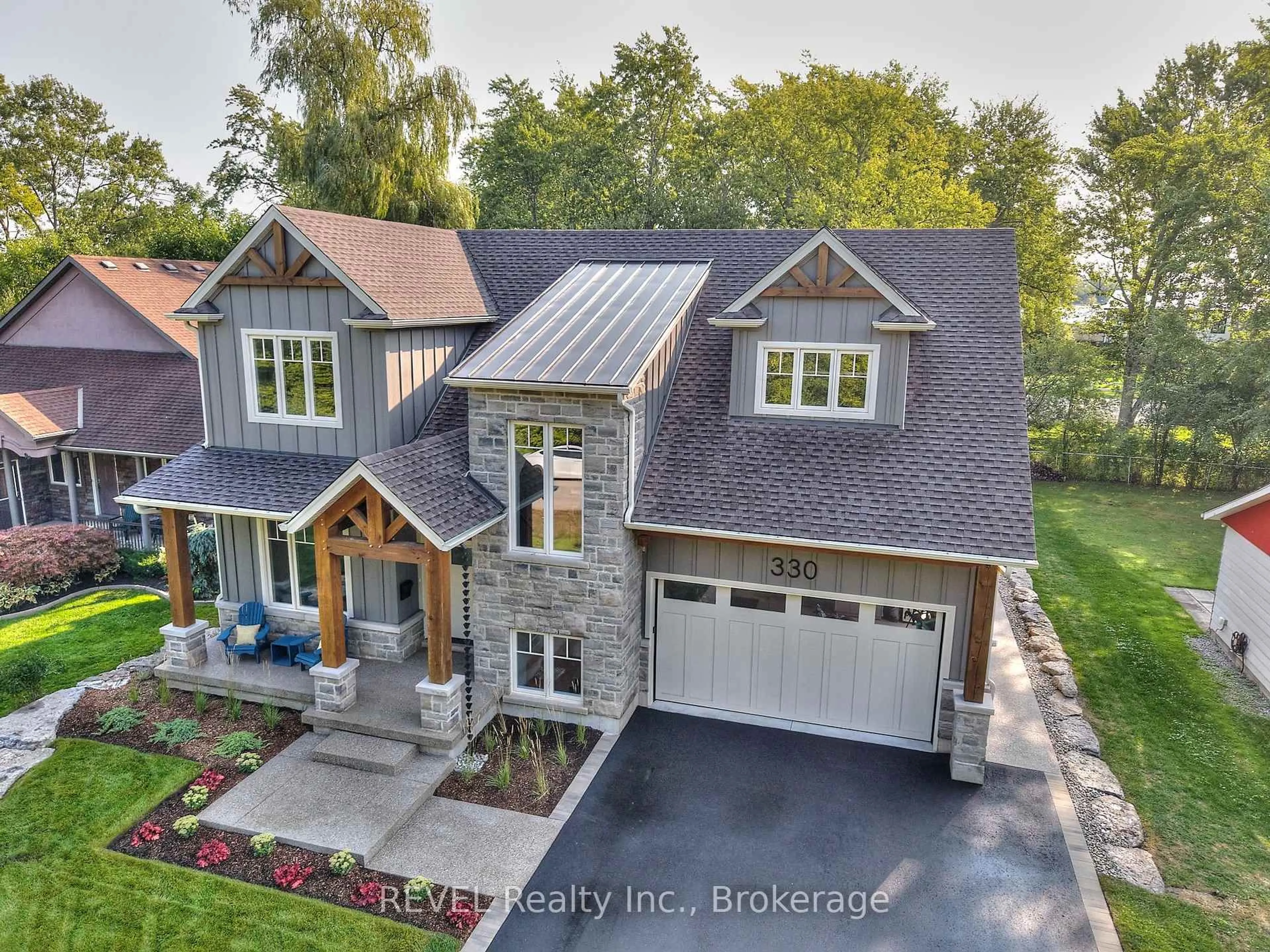 Home with brick exterior material, unknown for 330 Buffalo Rd, Fort Erie Ontario L2A 5G4