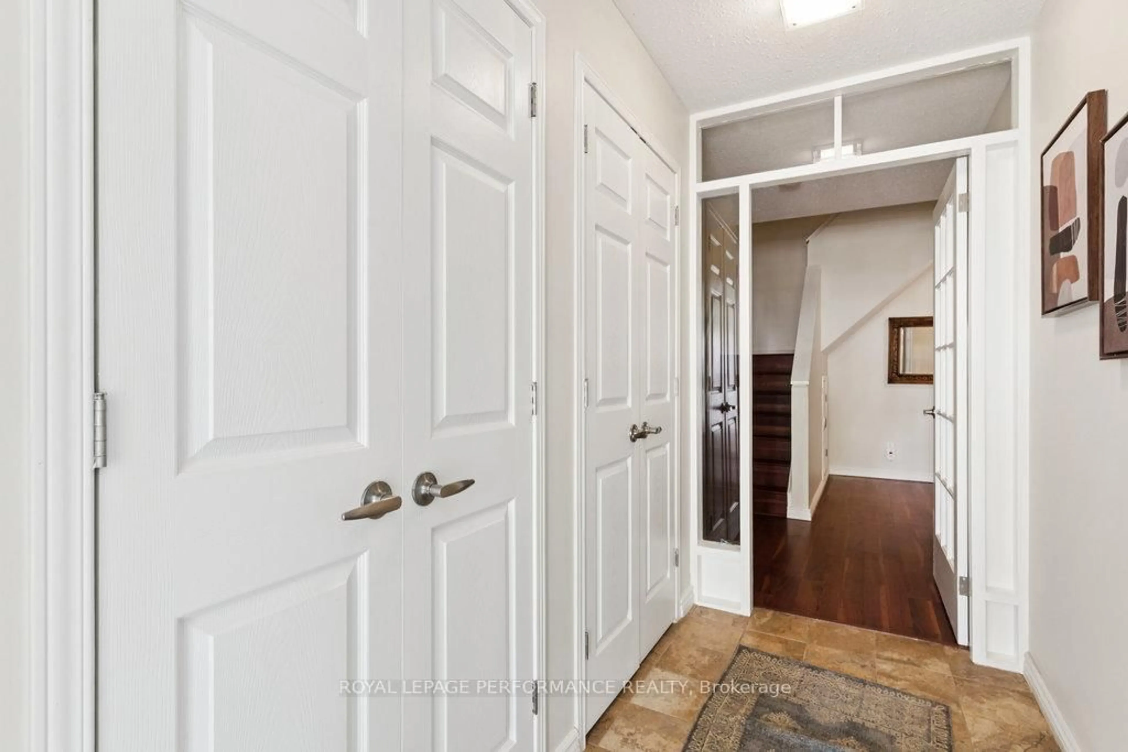 Indoor entryway for 5 Forsyth Lane, Nepean Ontario K2H 9H1