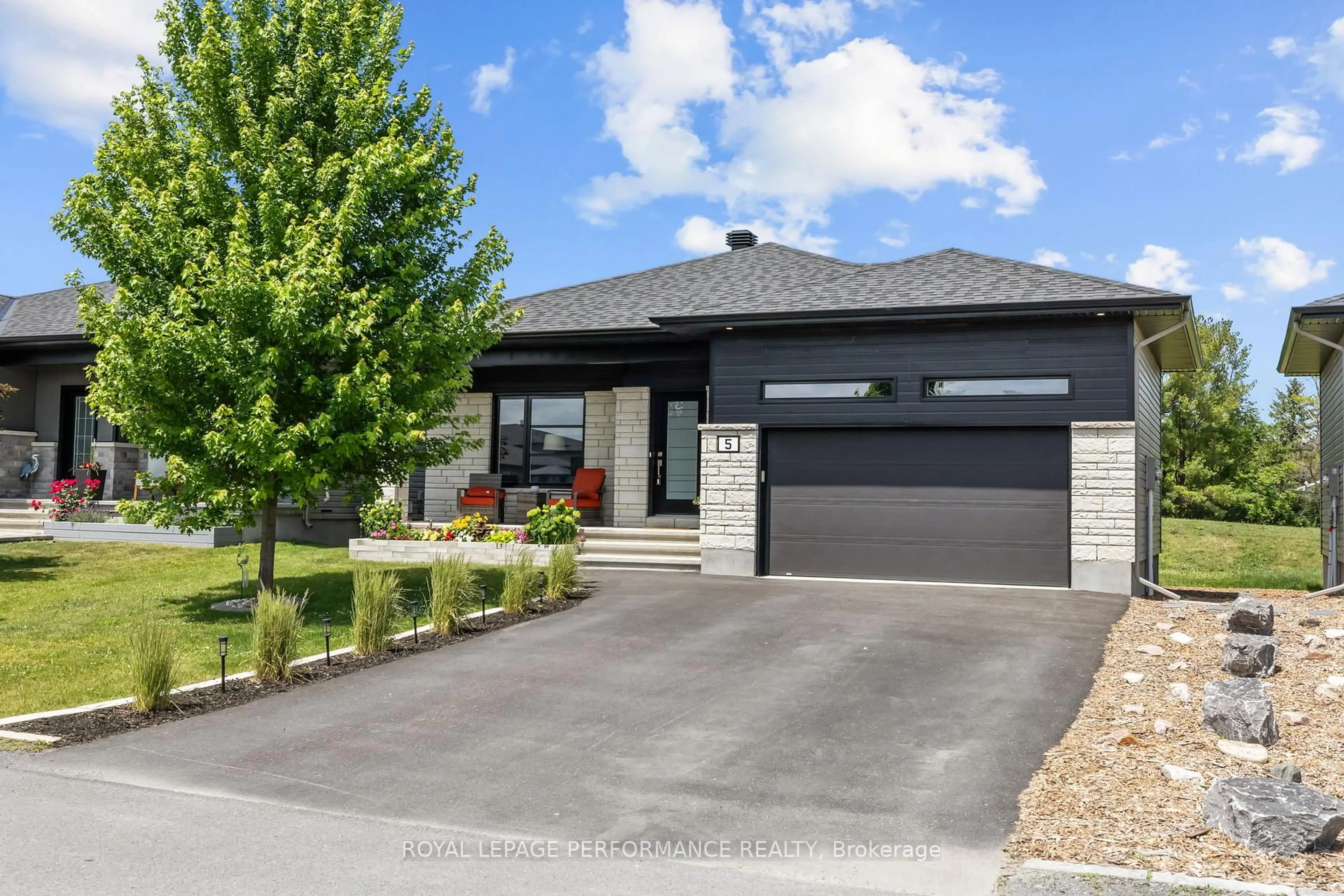 Unknown for 5 Matheson St, North Stormont Ontario K0A 1R0