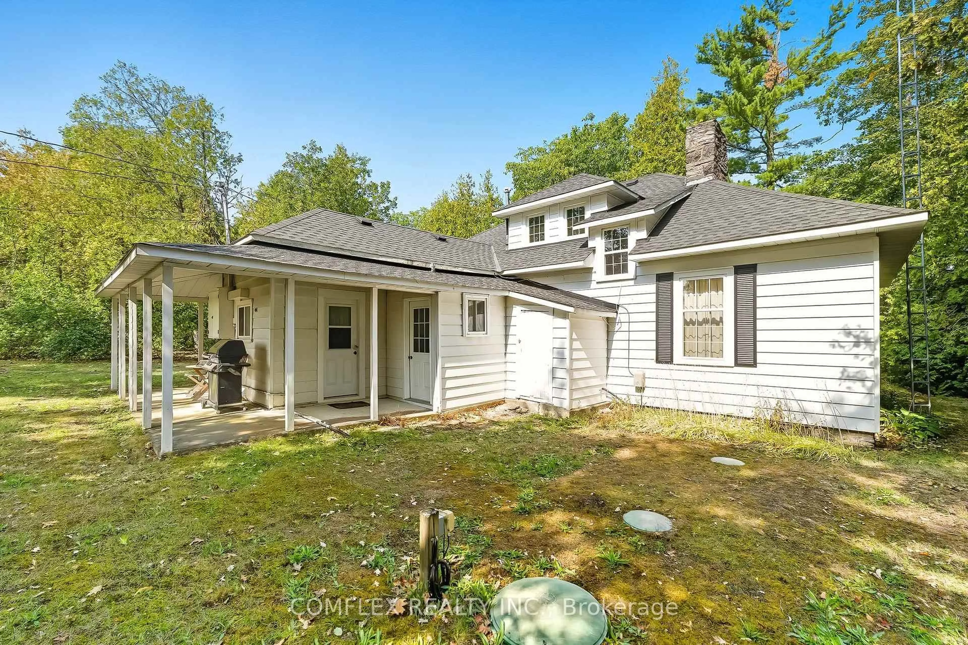 Home with vinyl exterior material, street for 85 Meachin Dr, Kawartha Lakes Ontario K0M 1L0