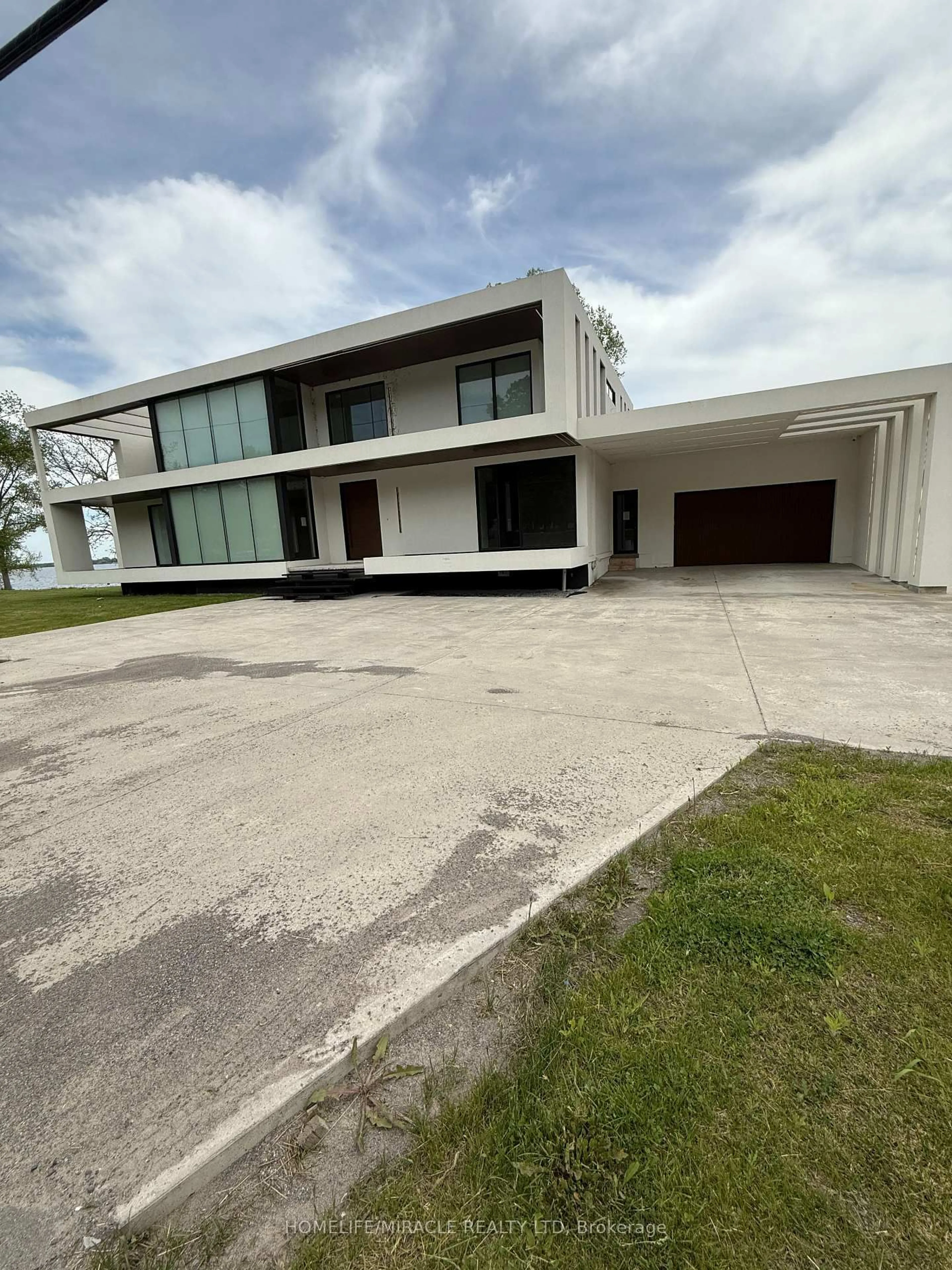 A pic from outside/outdoor area/front of a property/back of a property/a pic from drone, building for 1722 Old Highway 2, Belleville Ontario K8N 4Z2