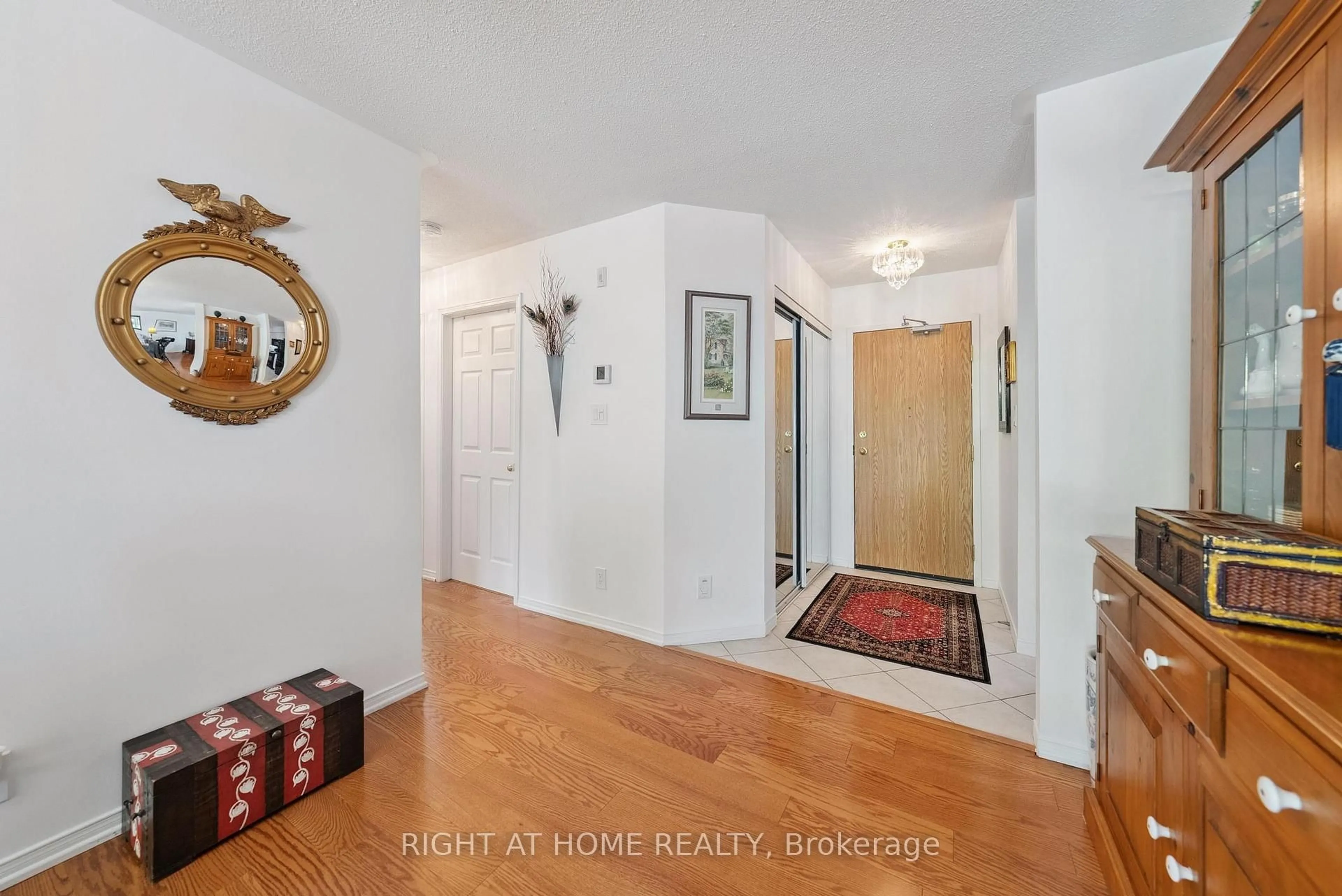 Indoor entryway for 1099 Clonsilla Ave #122B, Peterborough Ontario K9J 8L8