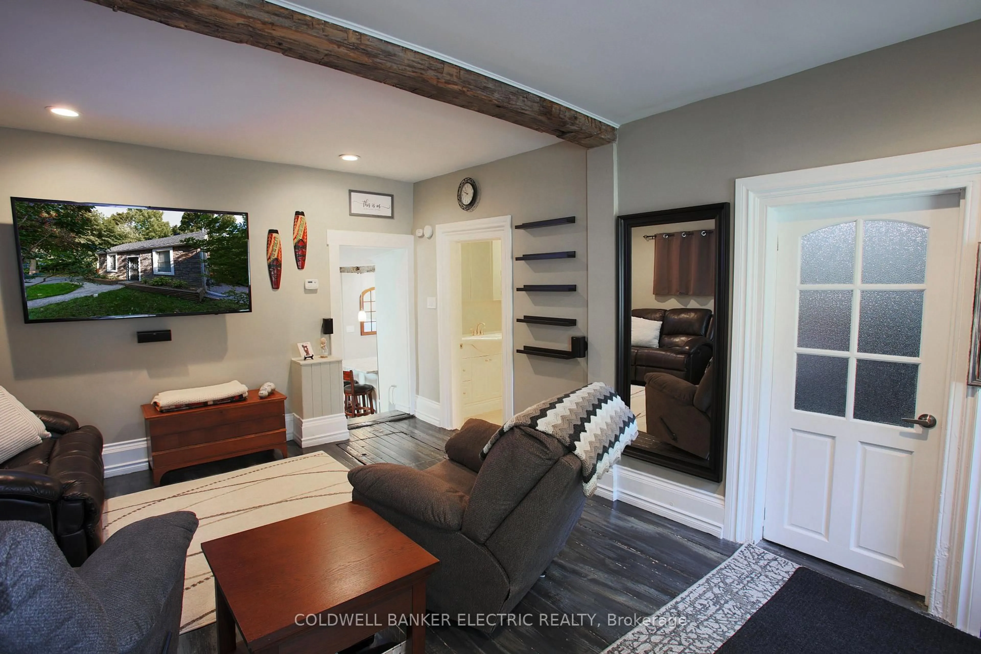 Living room with furniture, unknown for 188 Antrim St, Peterborough Ontario K9H 3G4