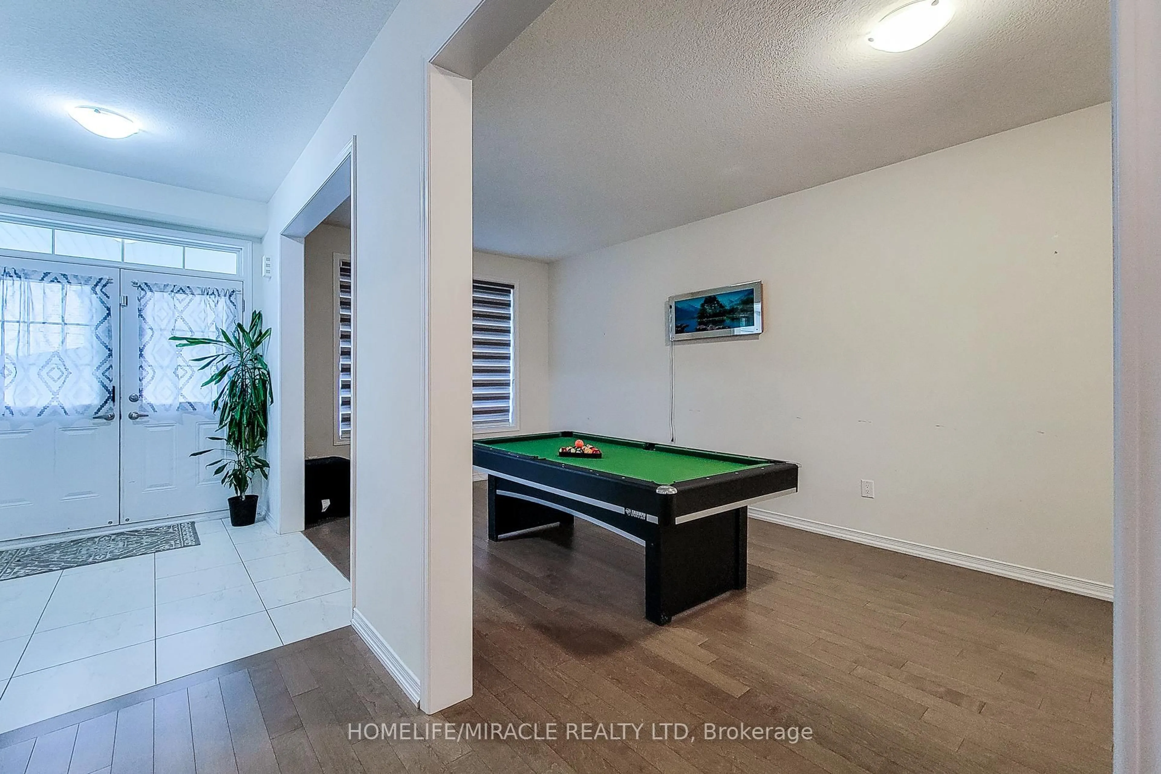A pic of a room for 11 Seanesy Dr, Thorold Ontario L3B 0G1