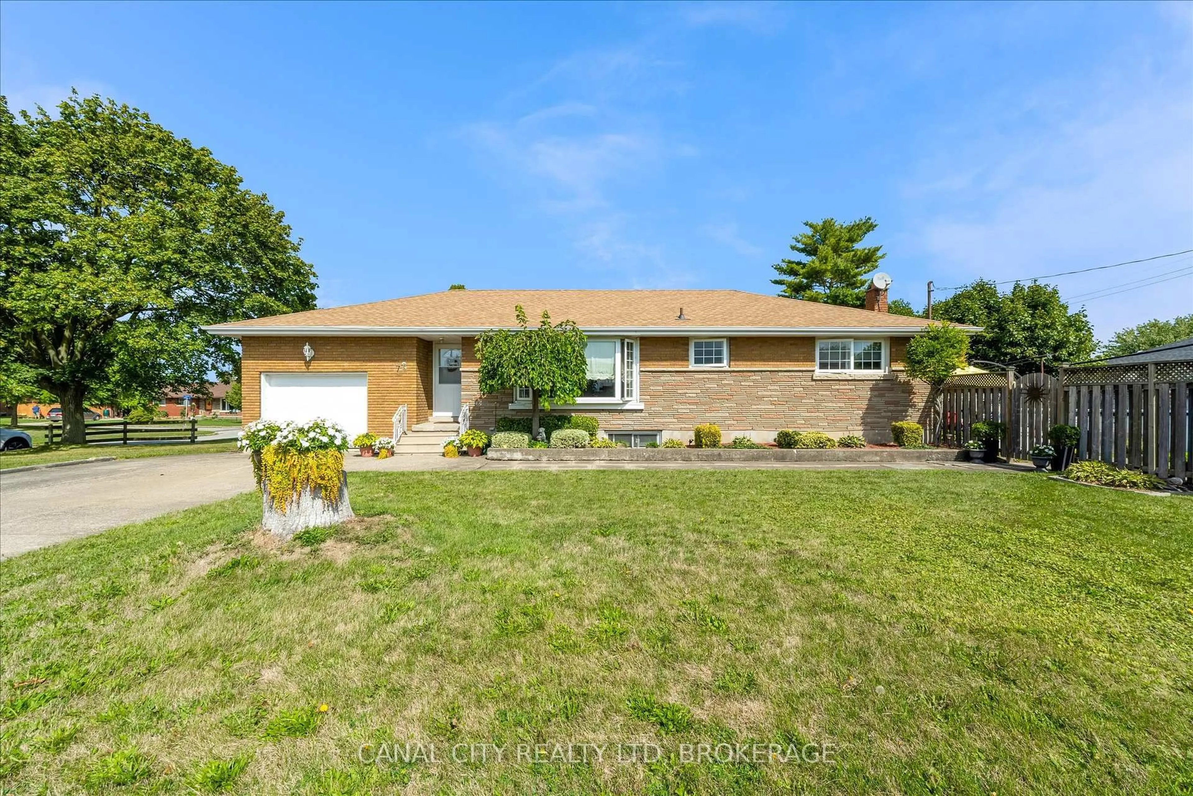 Unknown for 72 Maitland St, Thorold Ontario L2V 3A9