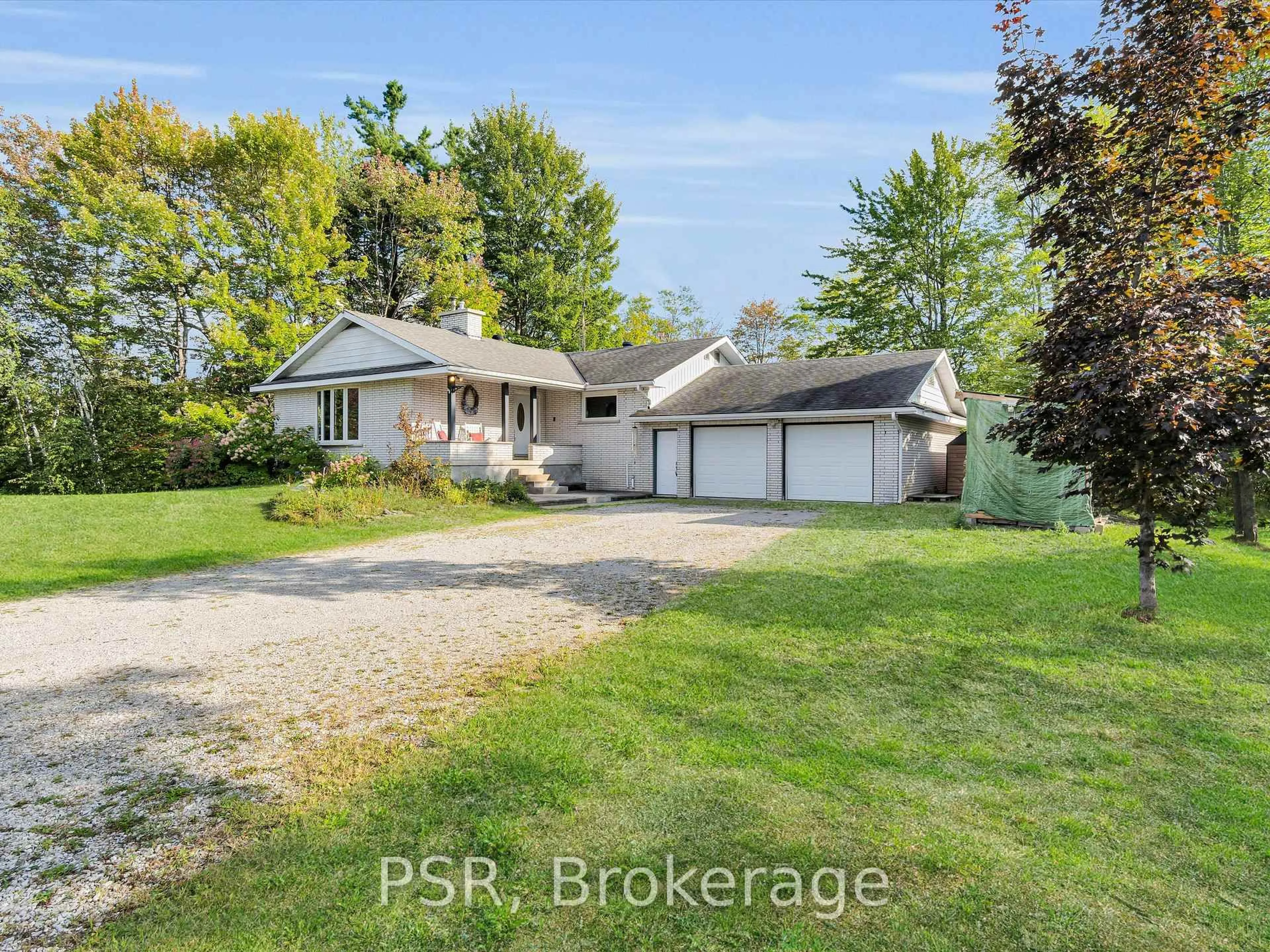A pic from outside/outdoor area/front of a property/back of a property/a pic from drone, street for 1016 Kahshe Lake Rd, Gravenhurst Ontario P0E 1G0