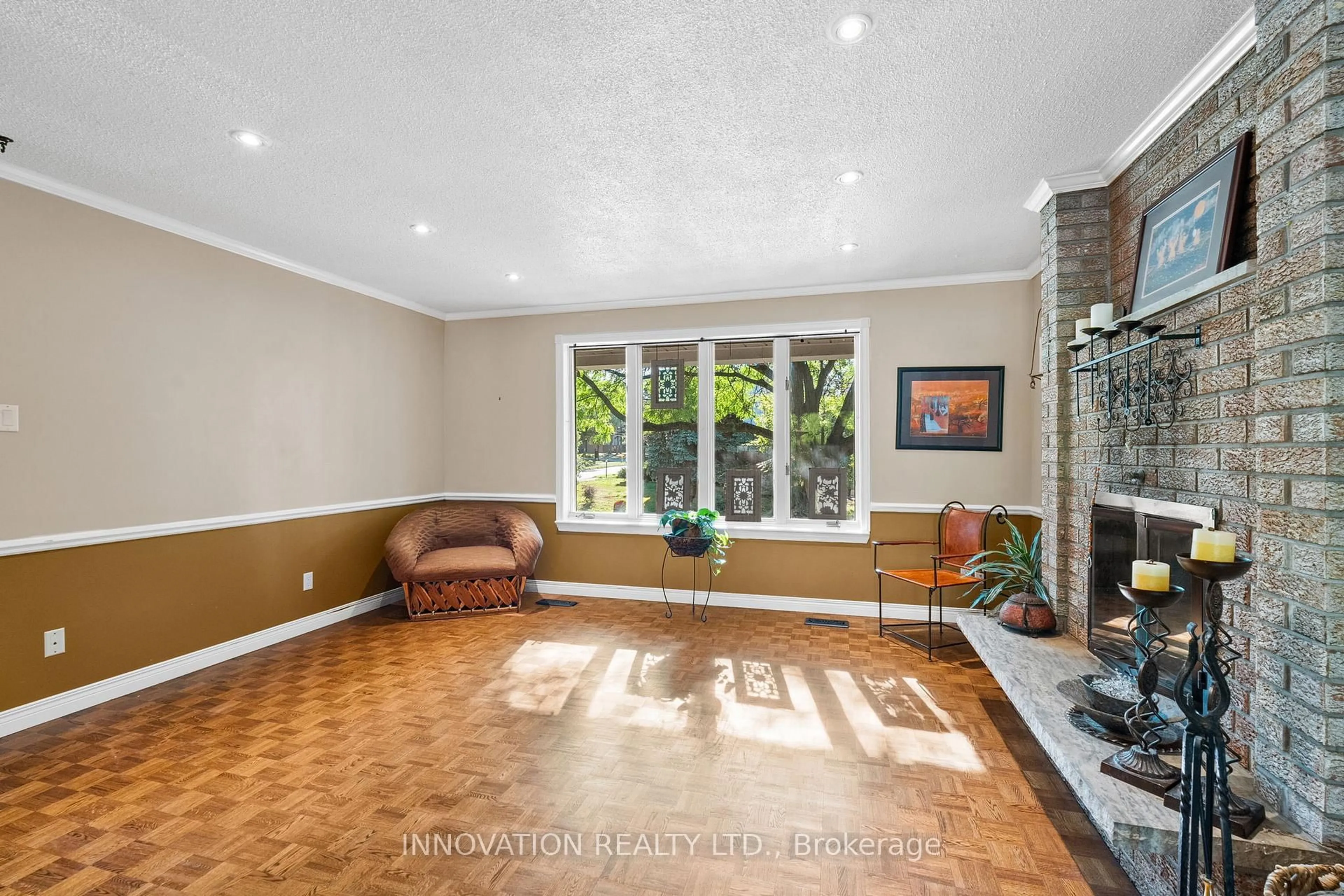Living room with furniture, ceramic/tile floor for 2931 Ahearn Ave, Ottawa Ontario K2B 7A2