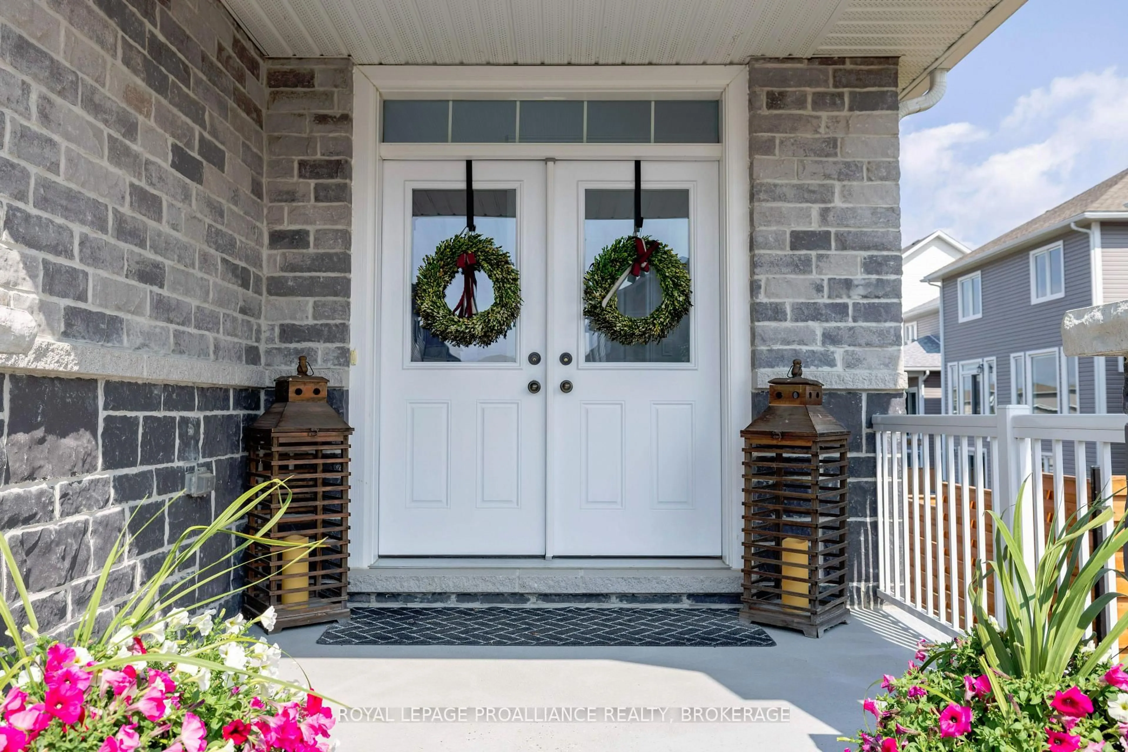 Indoor entryway for 519 Beth Cres, Kingston Ontario K7P 0K9
