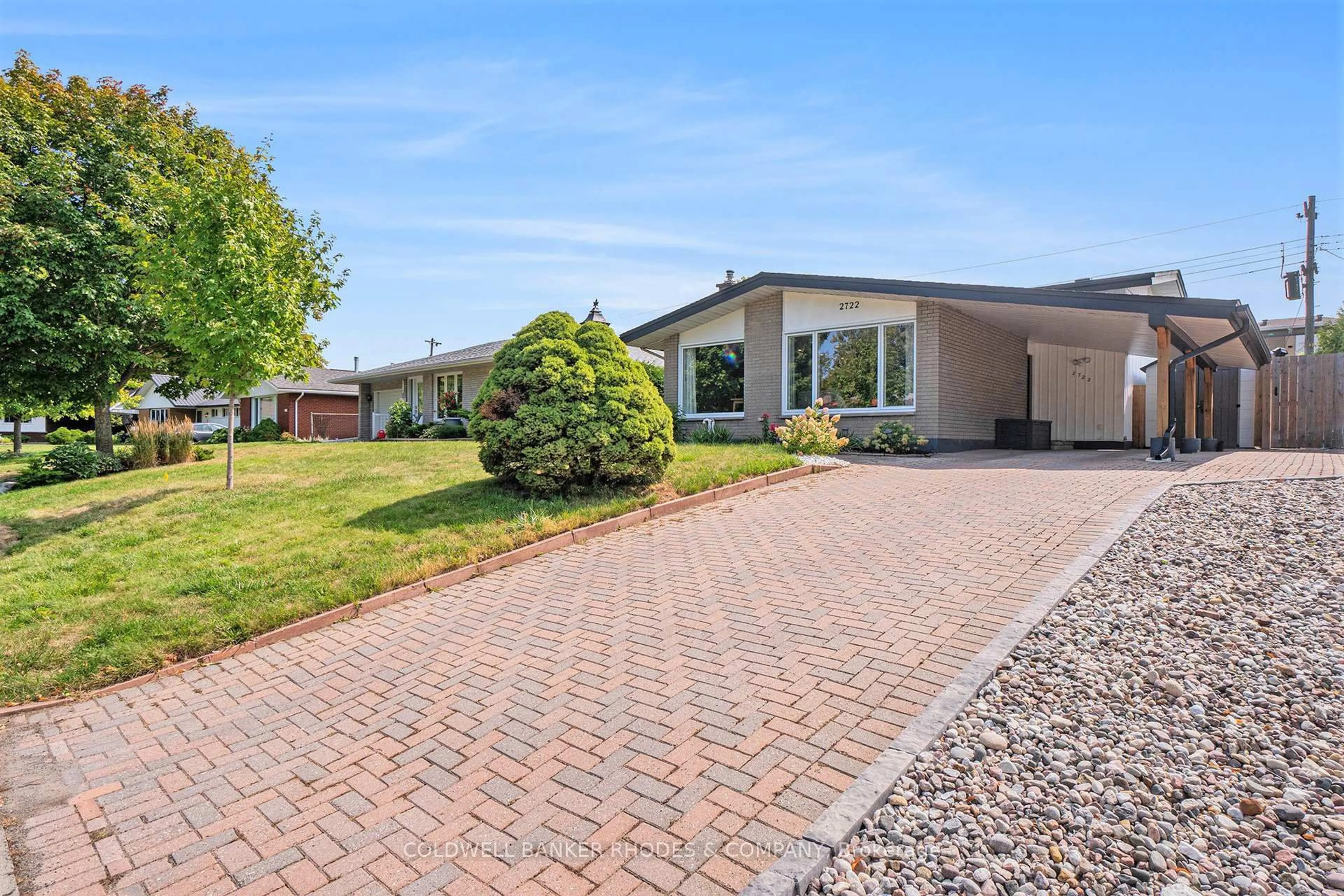 Unknown for 2722 Stone Cres, Ottawa Ontario K2H 6Z1