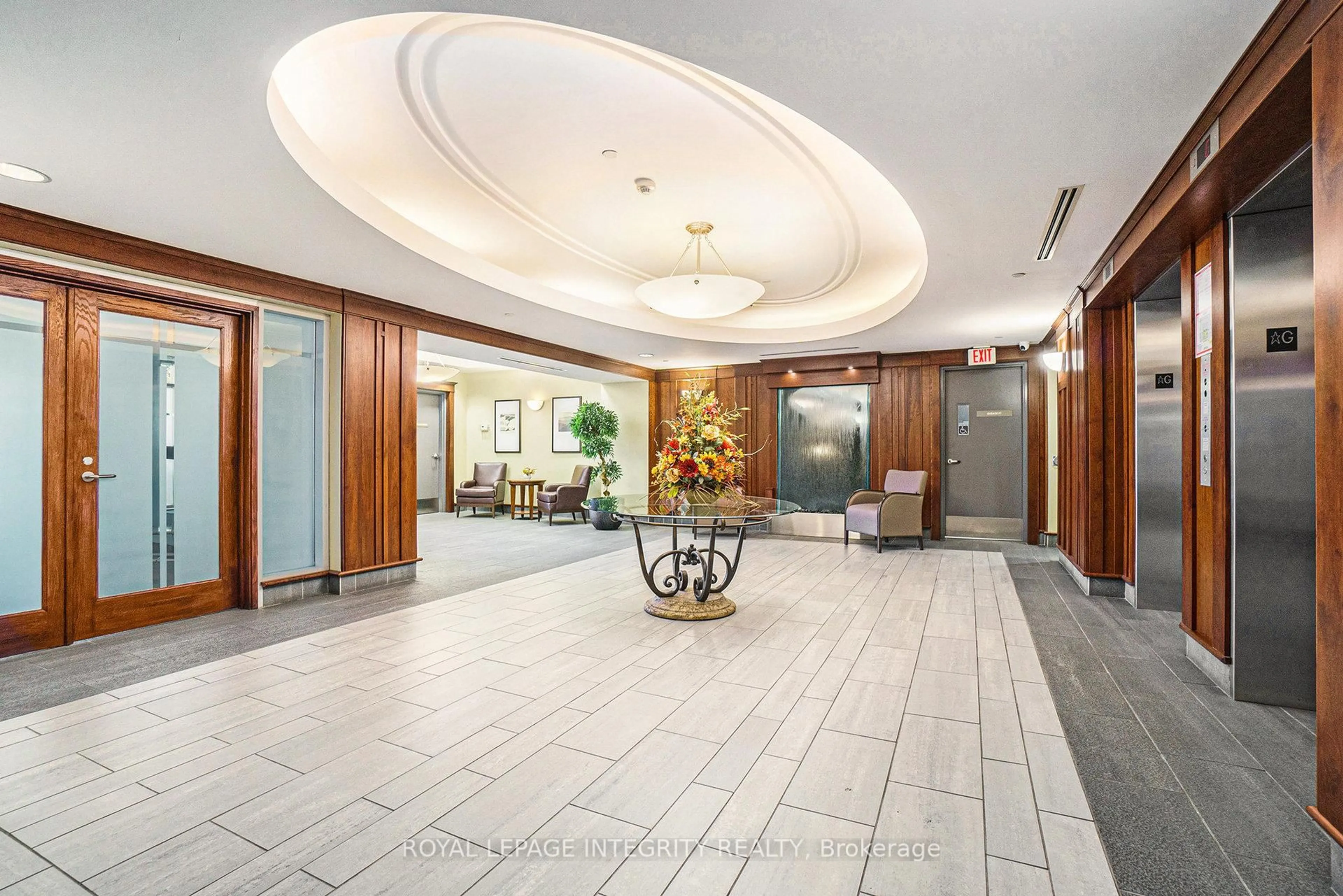 Lobby for 136 Darlington Private #704, Ottawa Ontario K1V 0X6