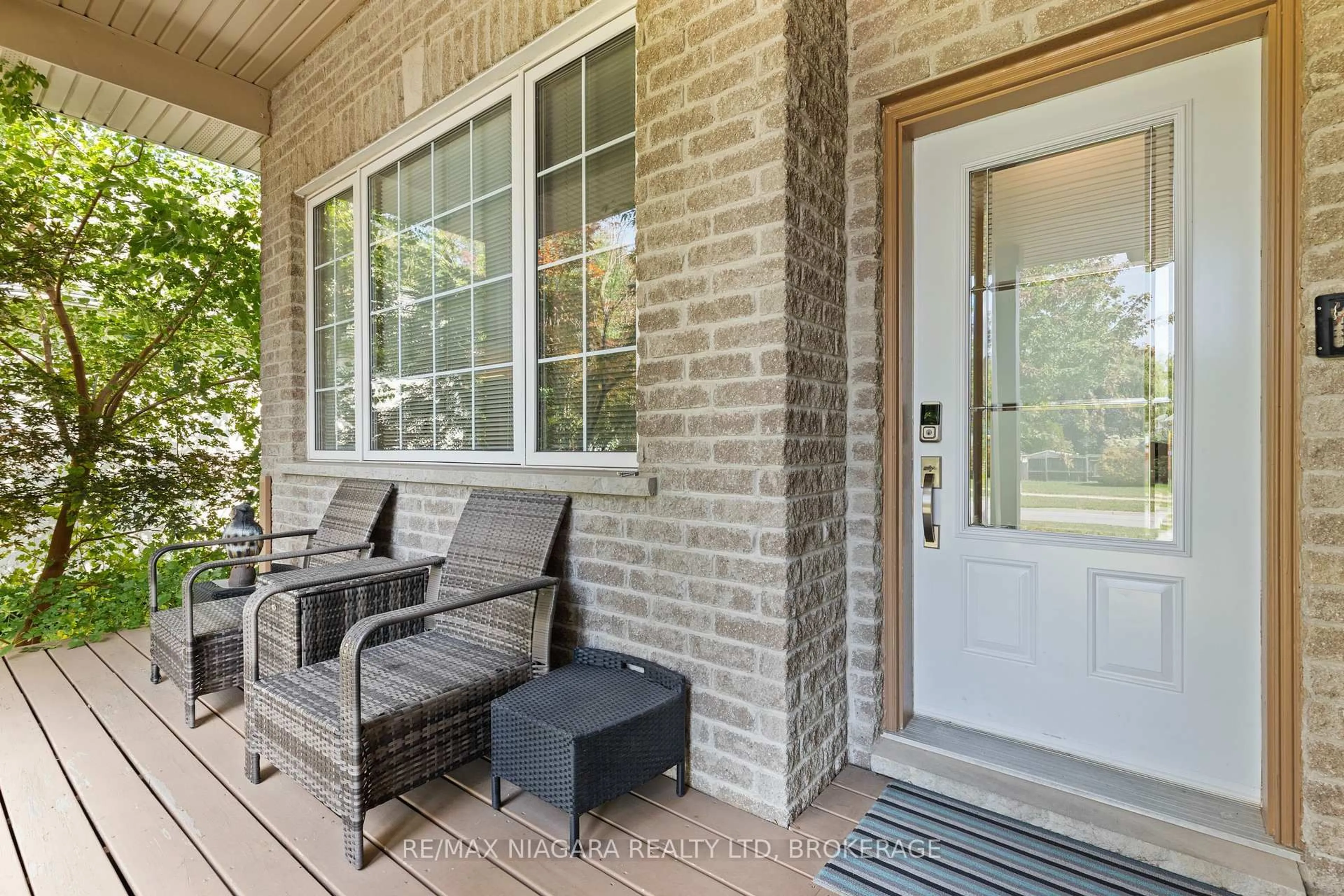 Home with brick exterior material, street for 25 Bianca Dr, Niagara-on-the-Lake Ontario L0S 1T0