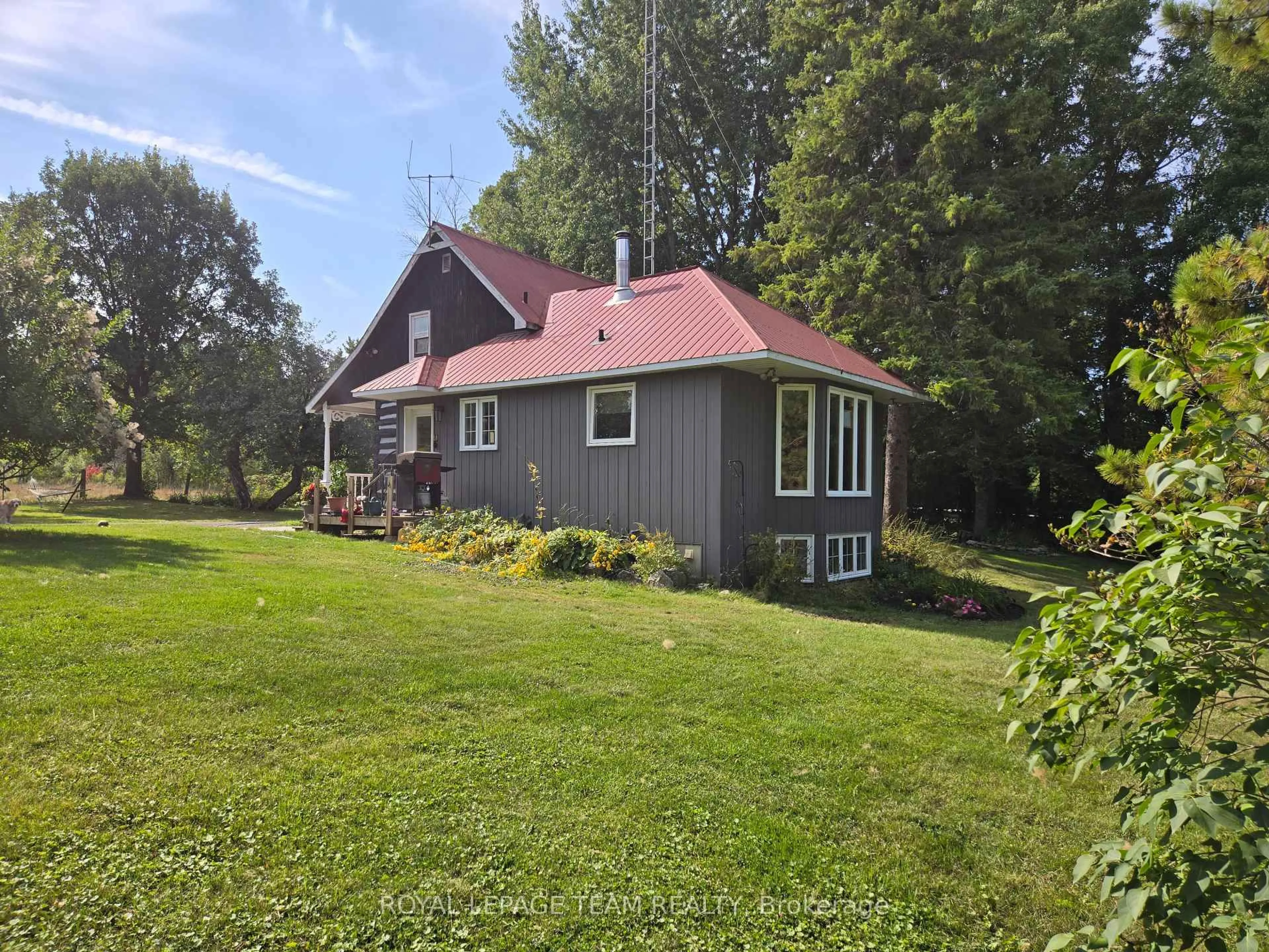 A pic from outside/outdoor area/front of a property/back of a property/a pic from drone, unknown for 2828 Con.10, Pakenham Ontario K0A 2X0