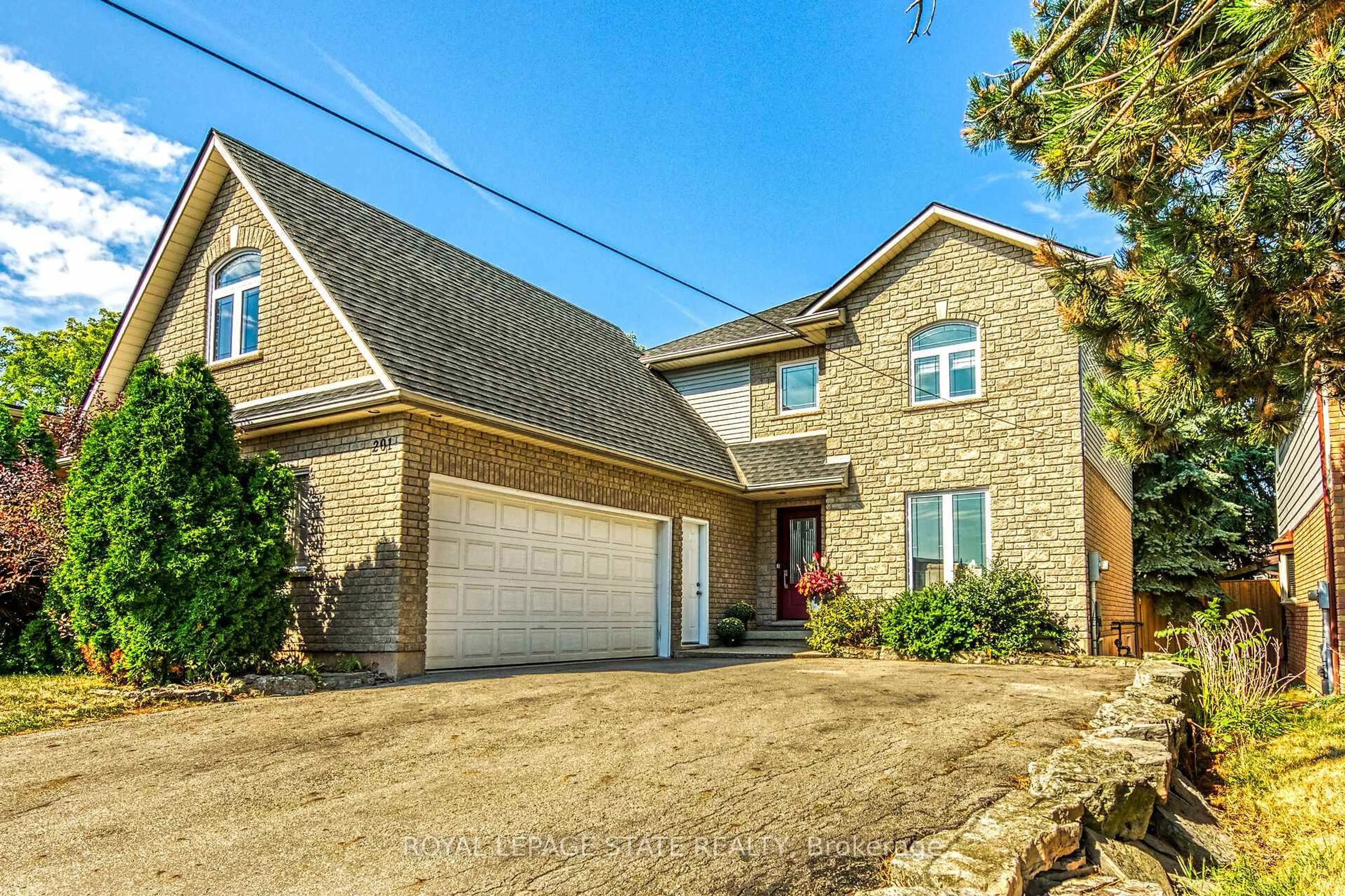 Home with brick exterior material, street for 201 Jones Rd, Hamilton Ontario L8E 5J4
