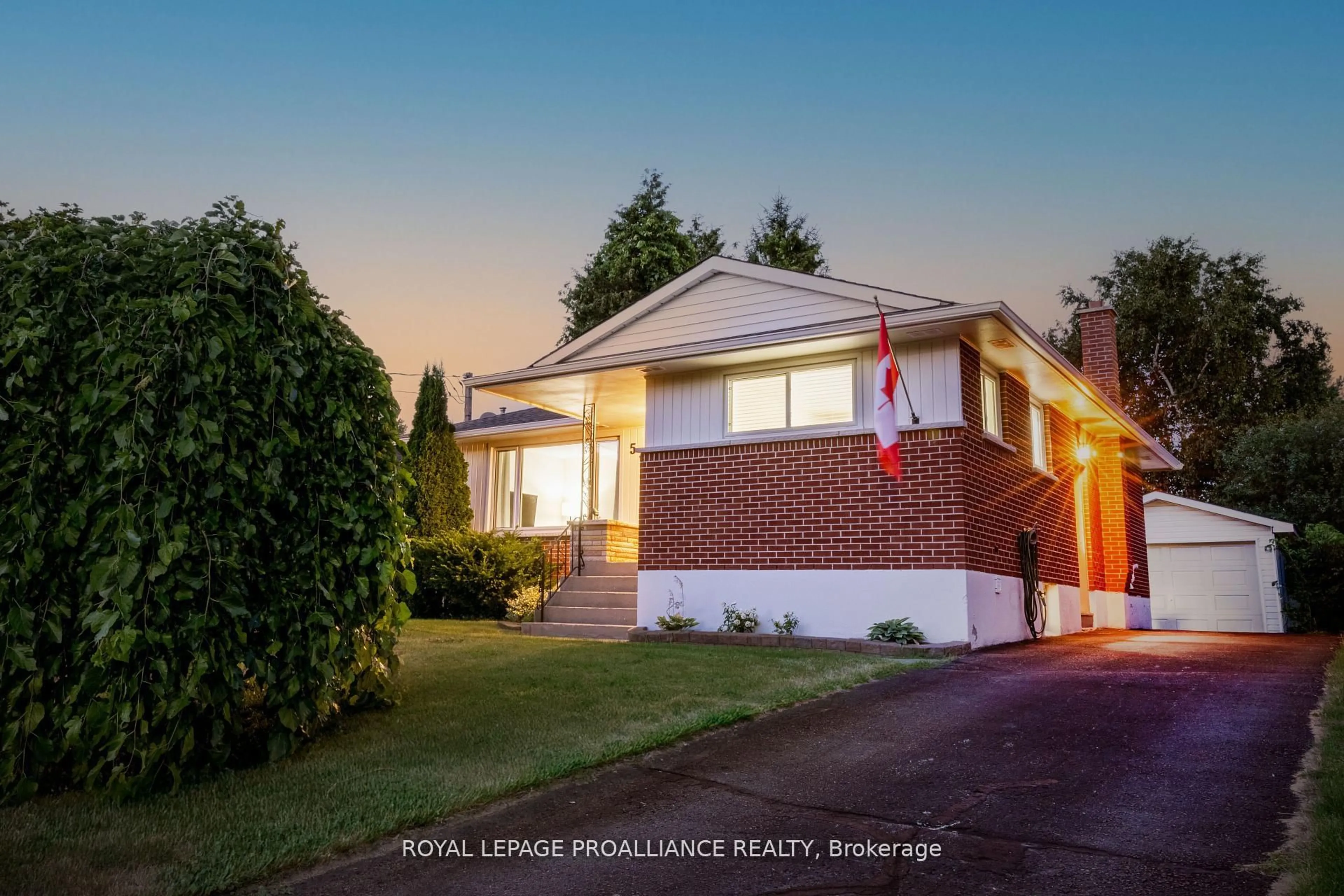 Home with brick exterior material, street for 556 Sinclair St, Cobourg Ontario K9A 2Y7