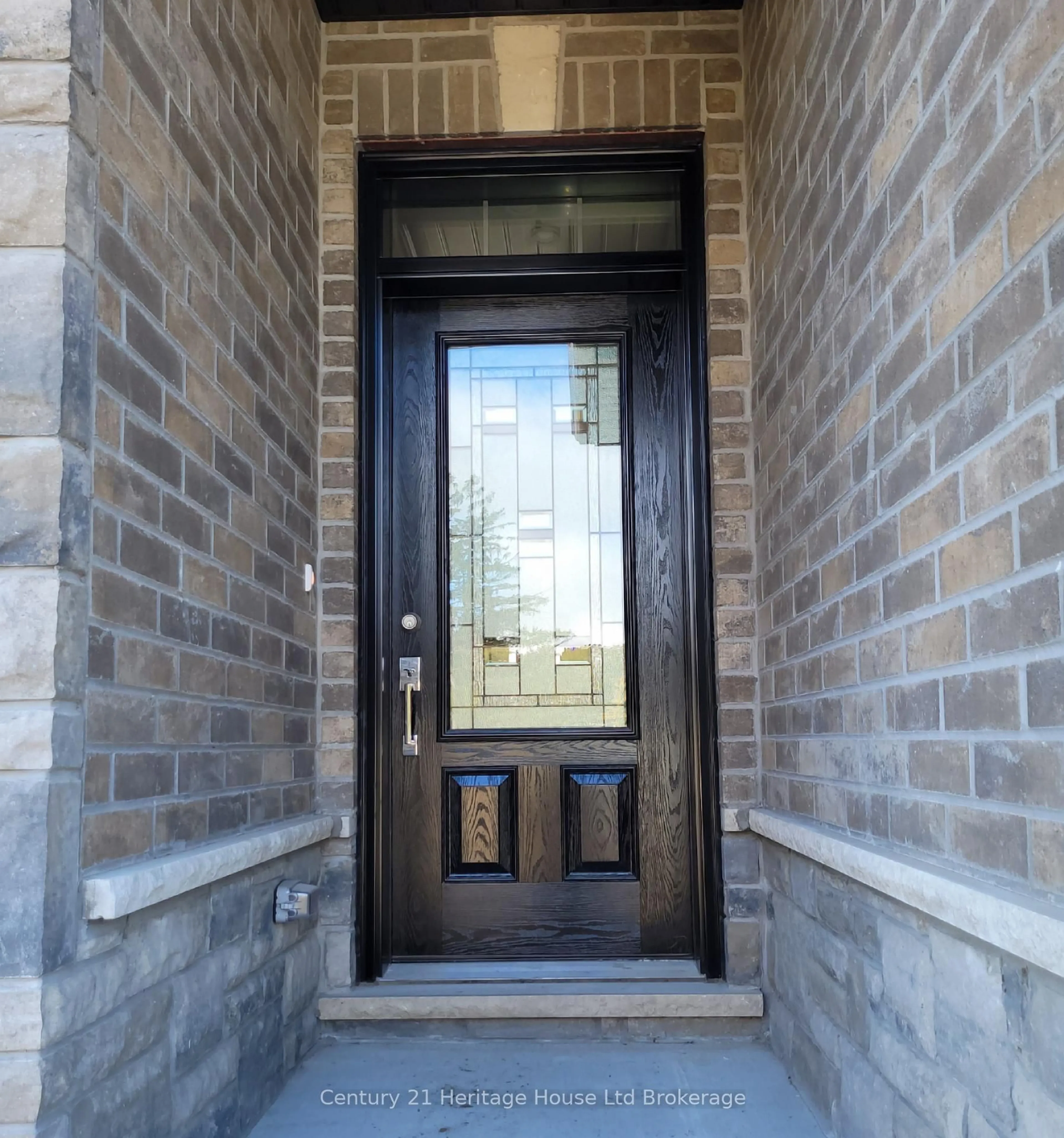 Indoor entryway for 22 Matheson Cres, East Zorra-Tavistock Ontario N0J 1M0