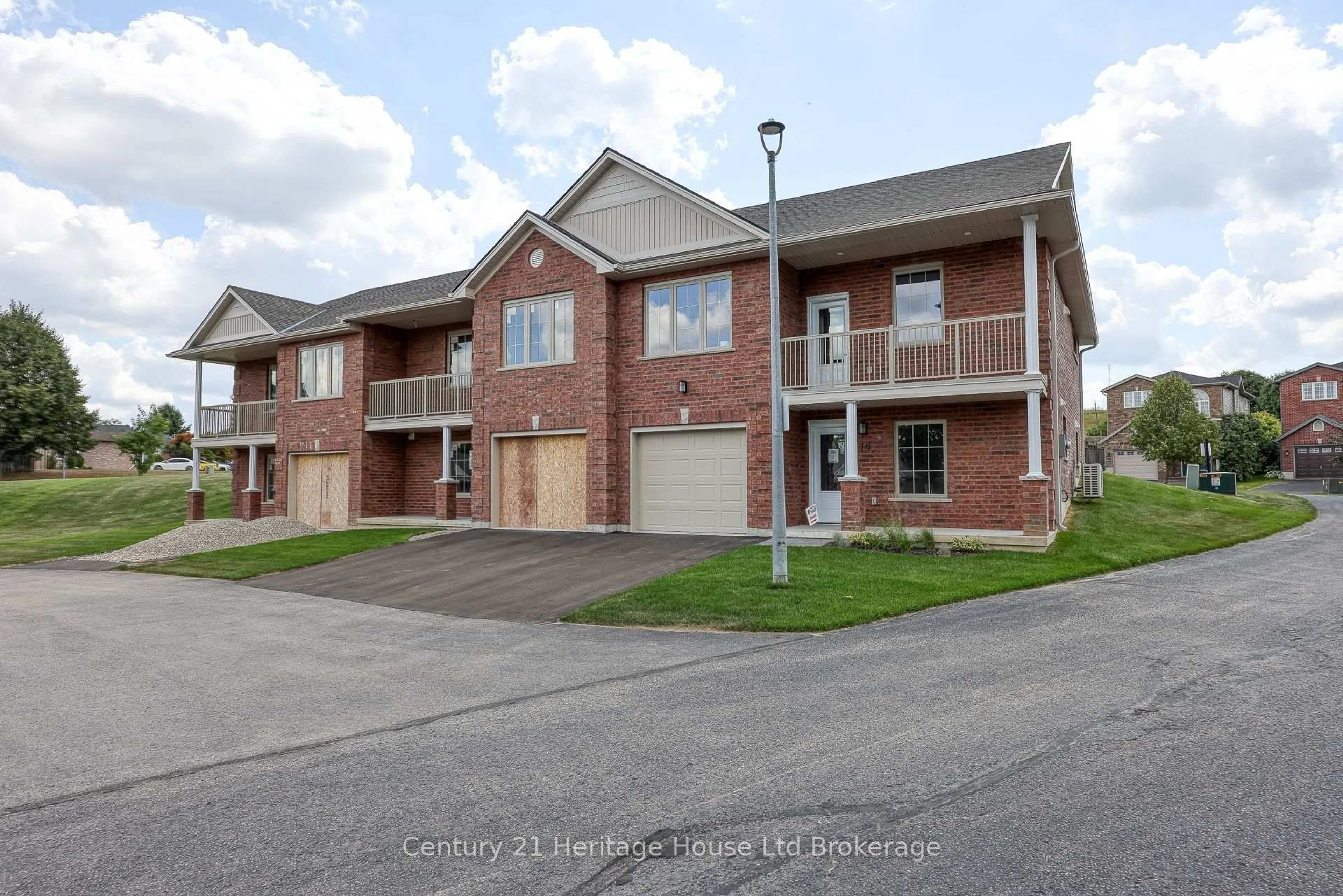 Home with brick exterior material, street for 19 Anderson St #14, Woodstock Ontario N4S 9A3