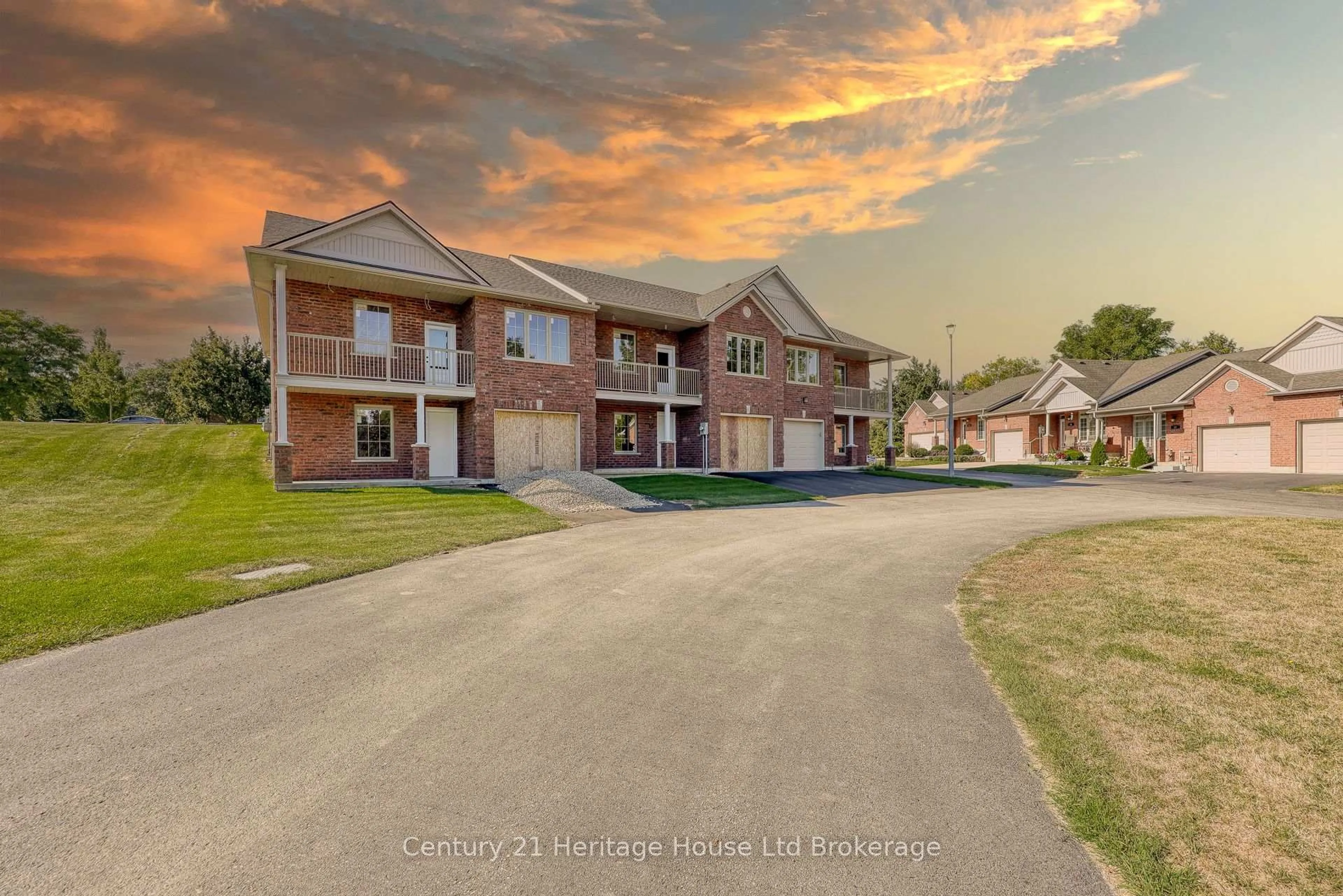 A pic from outside/outdoor area/front of a property/back of a property/a pic from drone, water/lake/river/ocean view for 19 Anderson St #14, Woodstock Ontario N4S 9A3