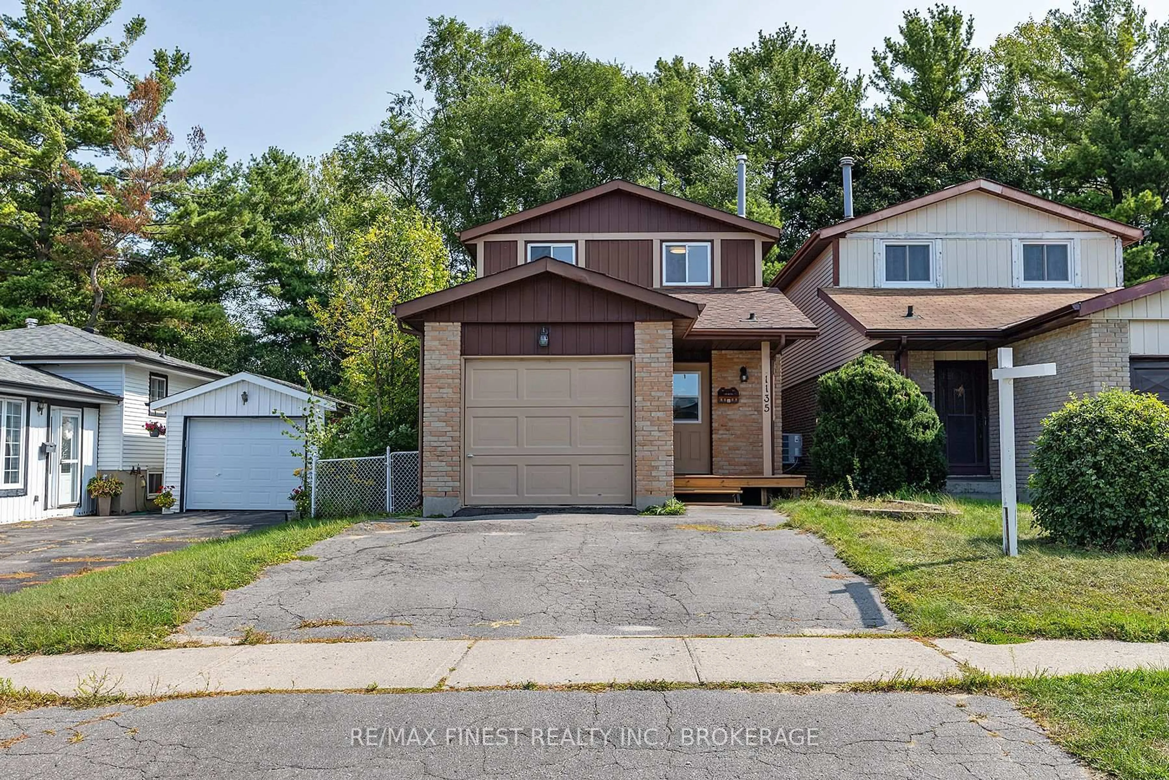 Home with vinyl exterior material, street for 1135 Basswood Pl, Kingston Ontario K7P 1K4