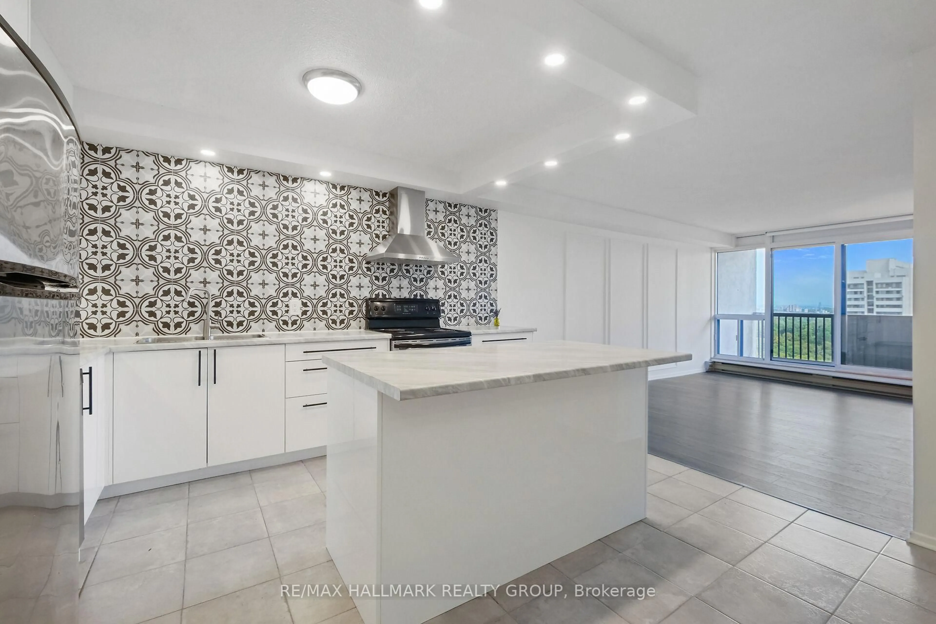 Open concept kitchen, ceramic/tile floor for 900 Dynes Rd #1904, Ottawa Ontario K2C 3L6
