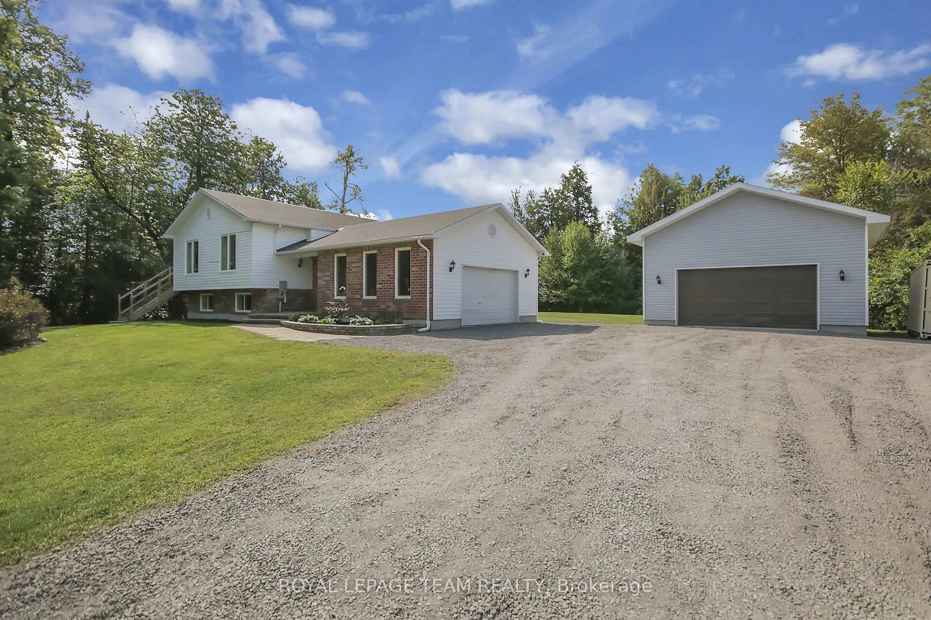 A pic from outside/outdoor area/front of a property/back of a property/a pic from drone, street for 123 Dewar Side Rd, Ashton Ontario K0A 1B0