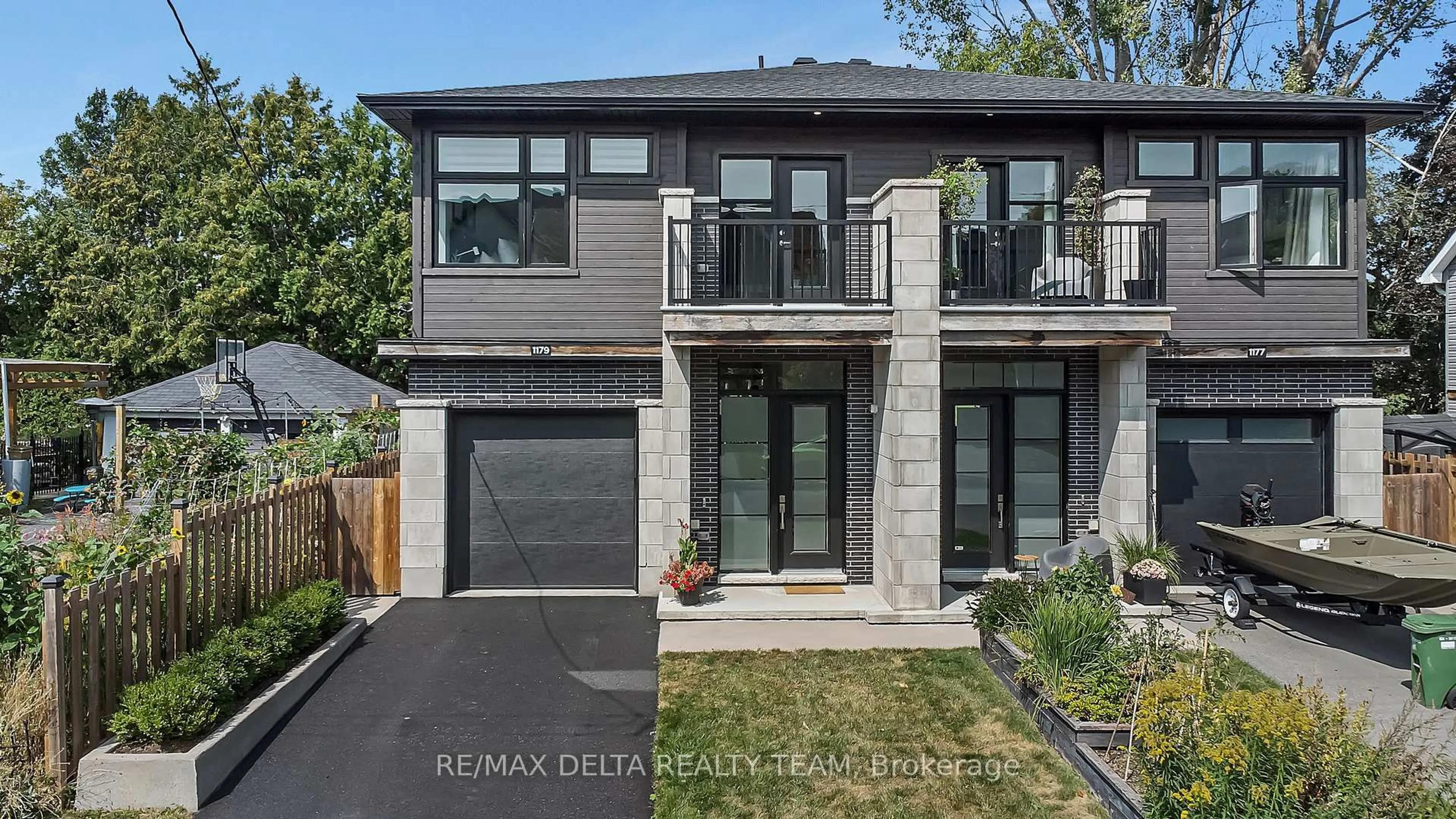 Home with brick exterior material, street for 1179 Kingston Ave, Ottawa Ontario K1Z 8K5