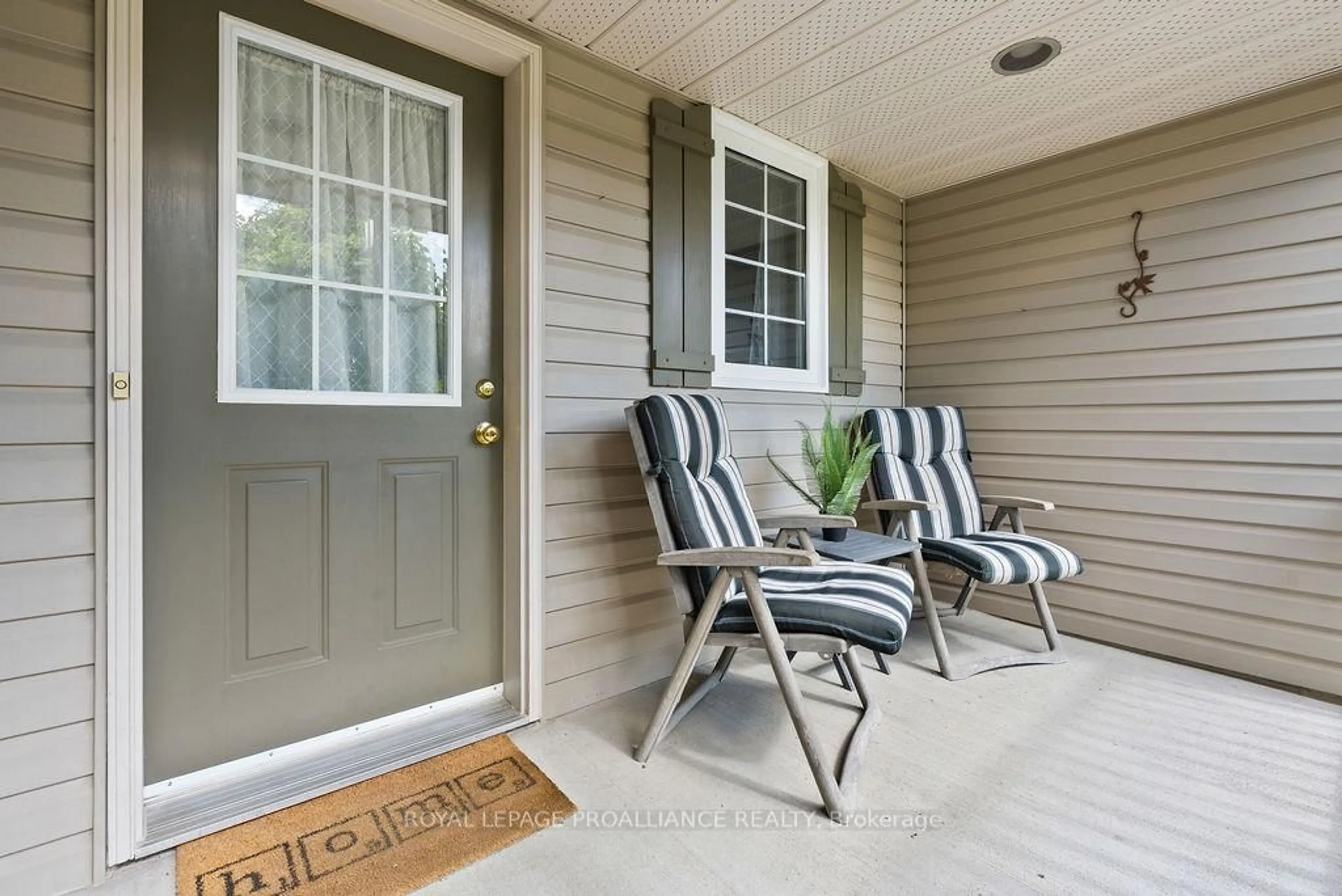 Unknown for 16868 Telephone Rd, Ingleside Ontario K8V 5P4