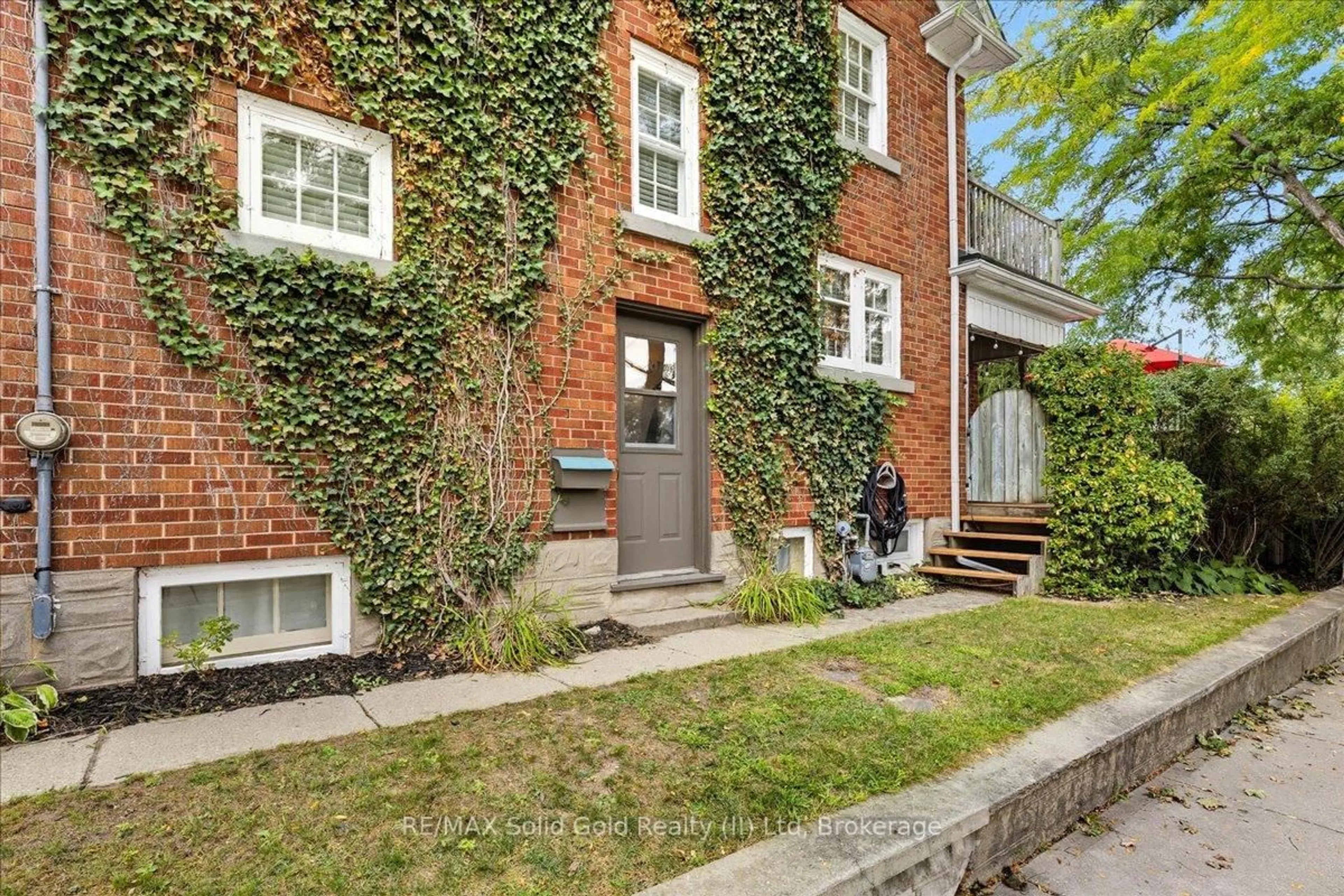 Home with brick exterior material, street for 240 Cameron St, Kitchener Ontario N2H 3B4