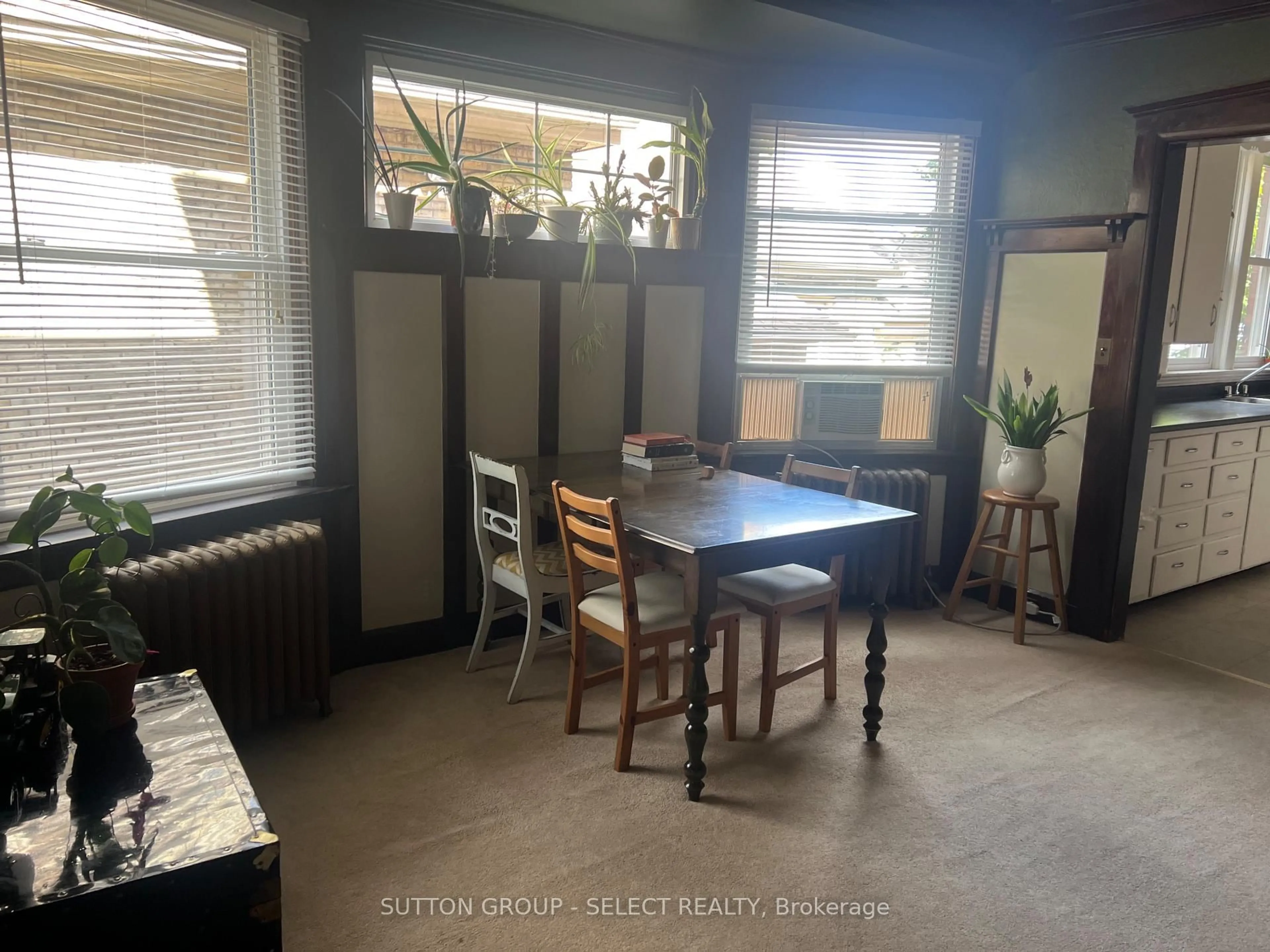 Dining room, unknown for 512 WILLIAM St, London East Ontario N6B 3E6