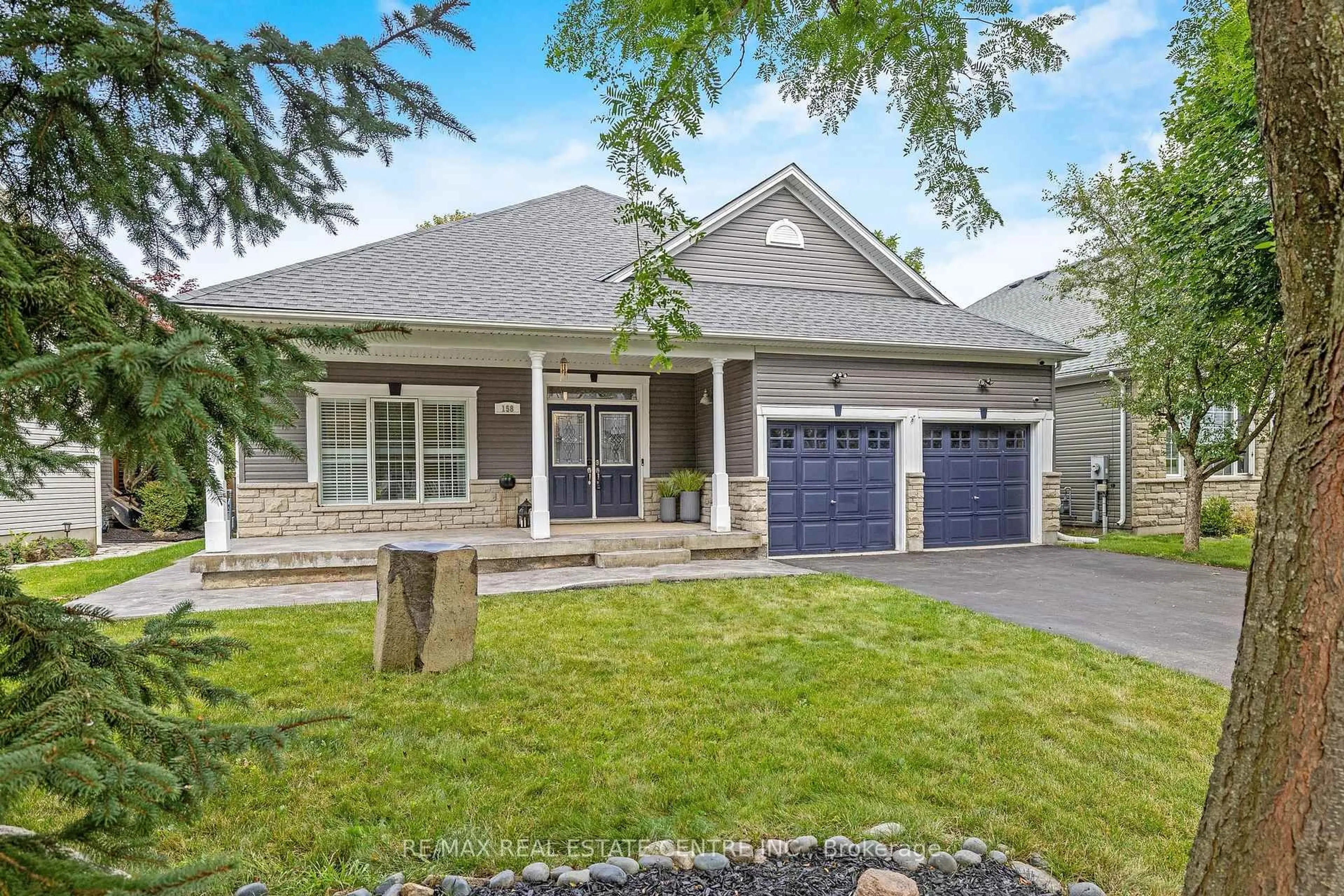 Home with vinyl exterior material, street for 158 Jolliffe Ave, Guelph/Eramosa Ontario N0B 2K0