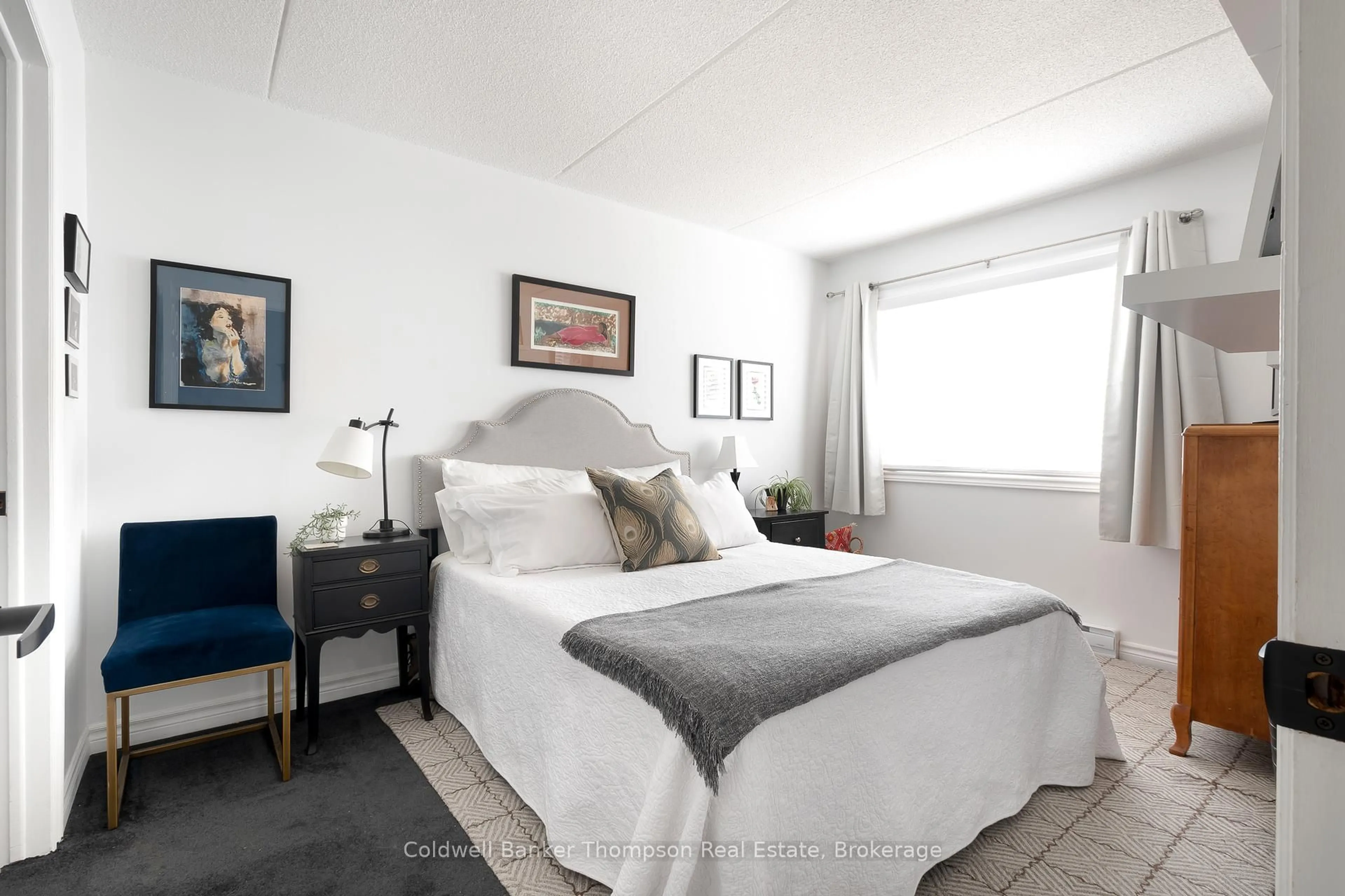 Bedroom with bed, unknown for 5 Church St #104, Huntsville Ontario P1H 1G9