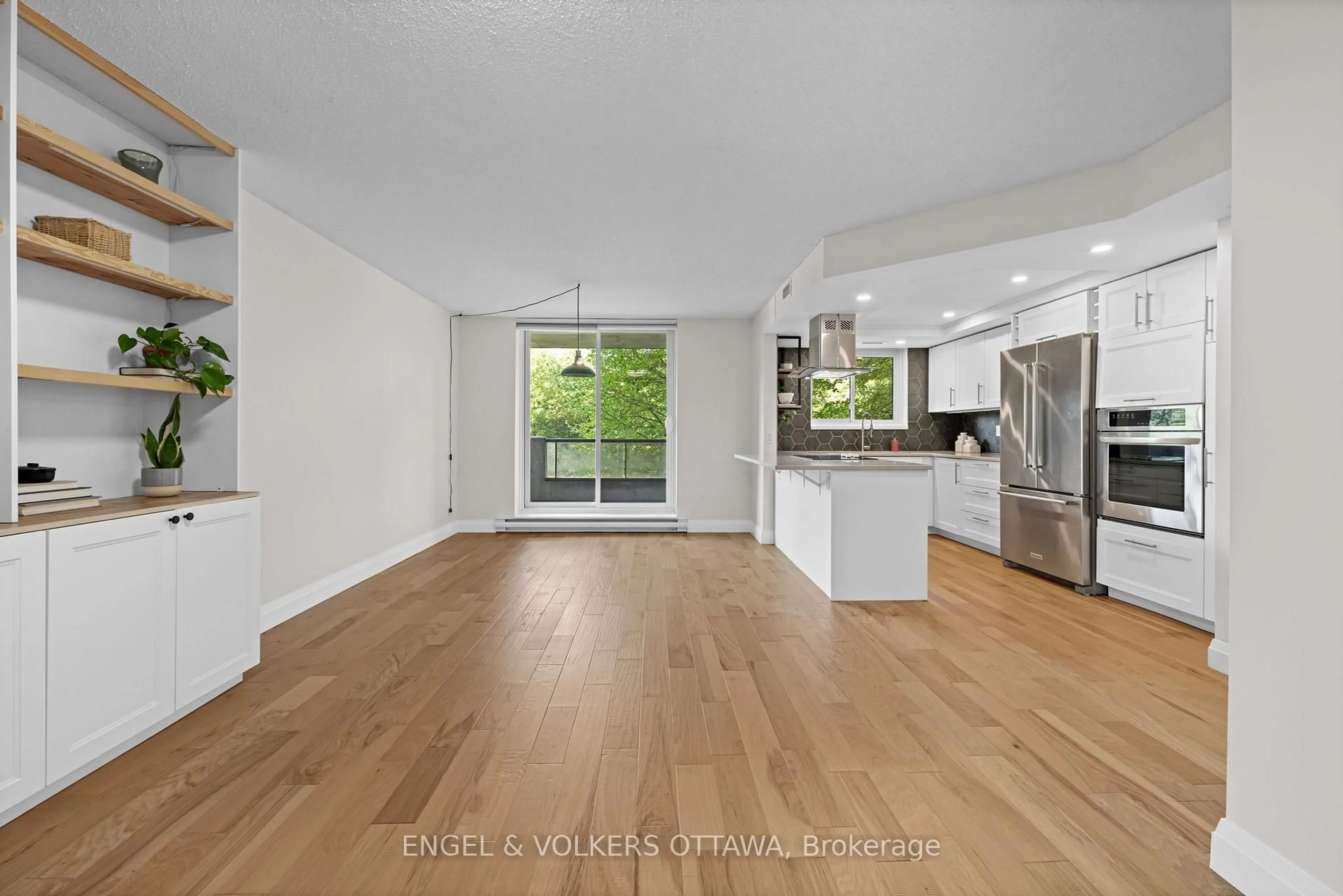 Open concept kitchen, unknown for 1705 Playfair Dr #105, Ottawa Ontario K1H 8P6
