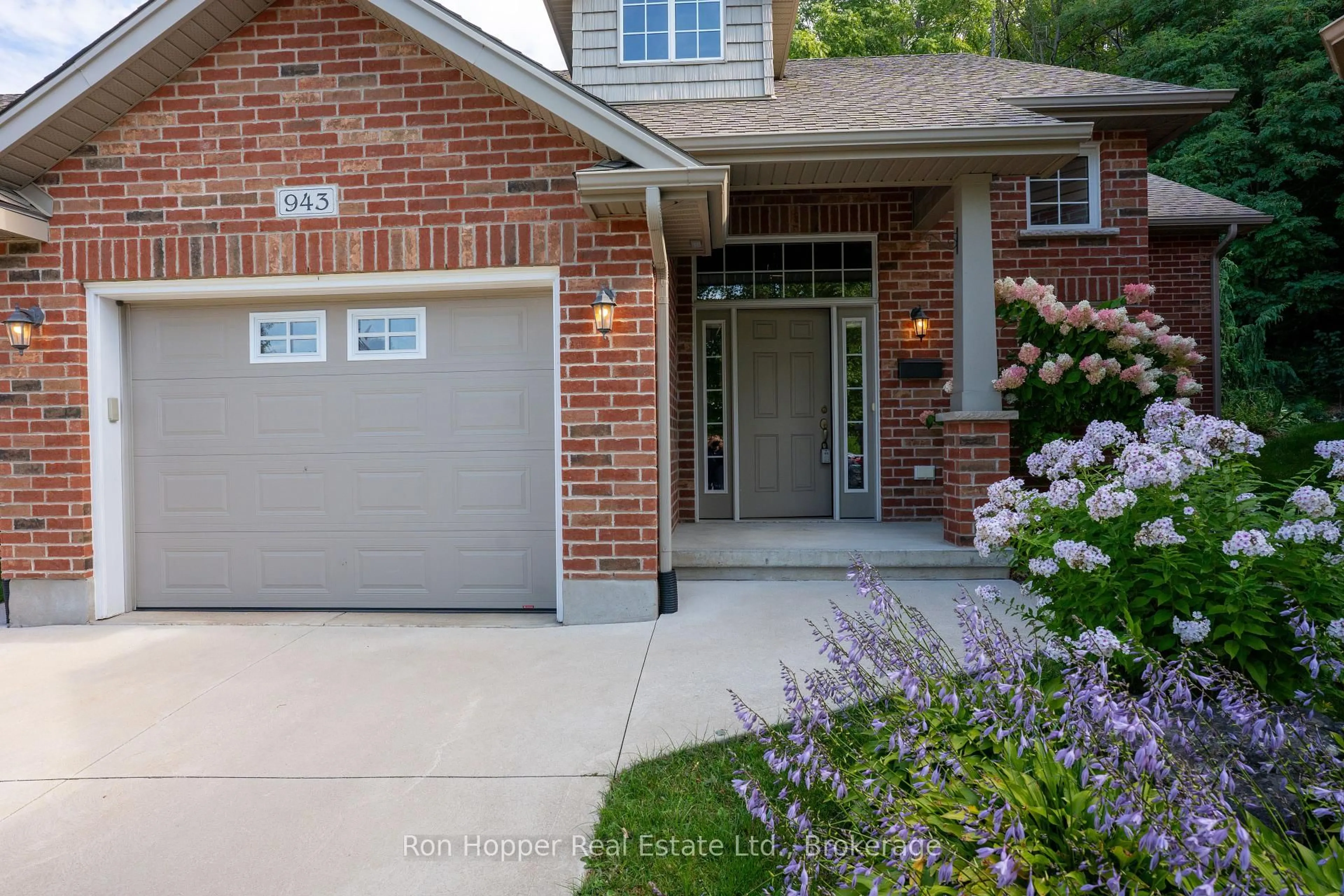 Home with brick exterior material, street for 943 5th A Ave, Owen Sound Ontario N4K 0C2