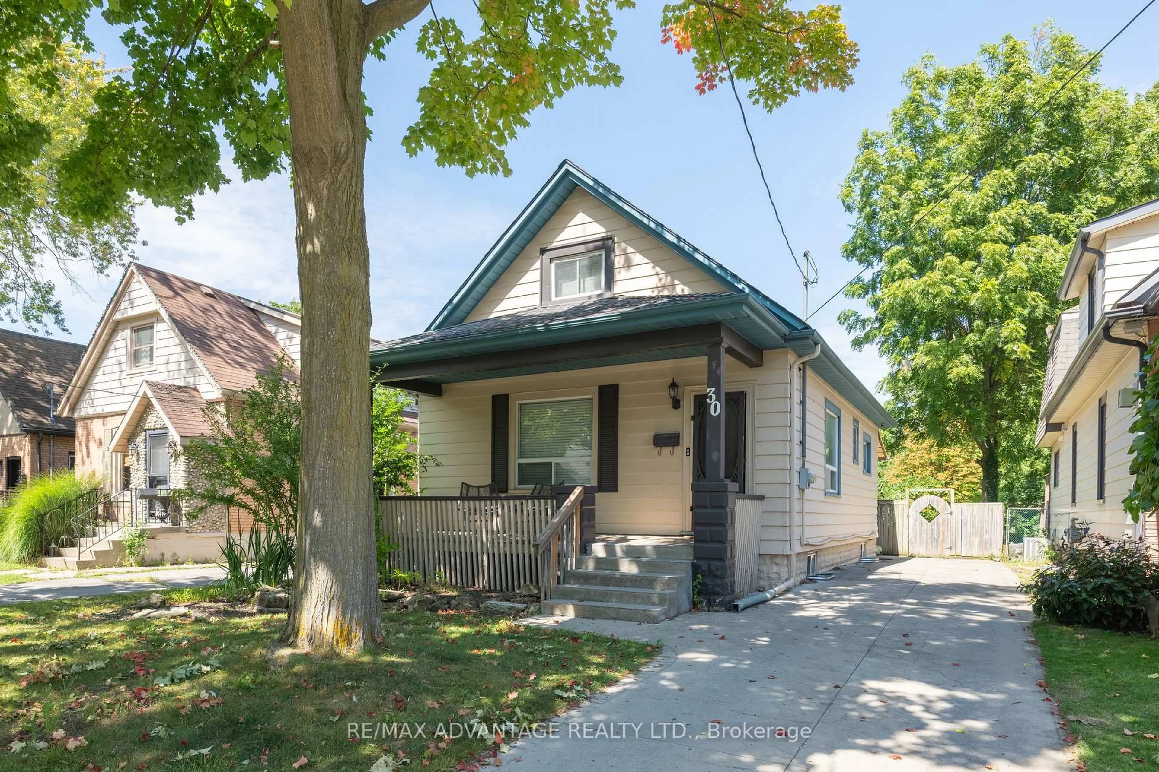 Unknown for 30 Langarth St, London South Ontario N6C 1Z1