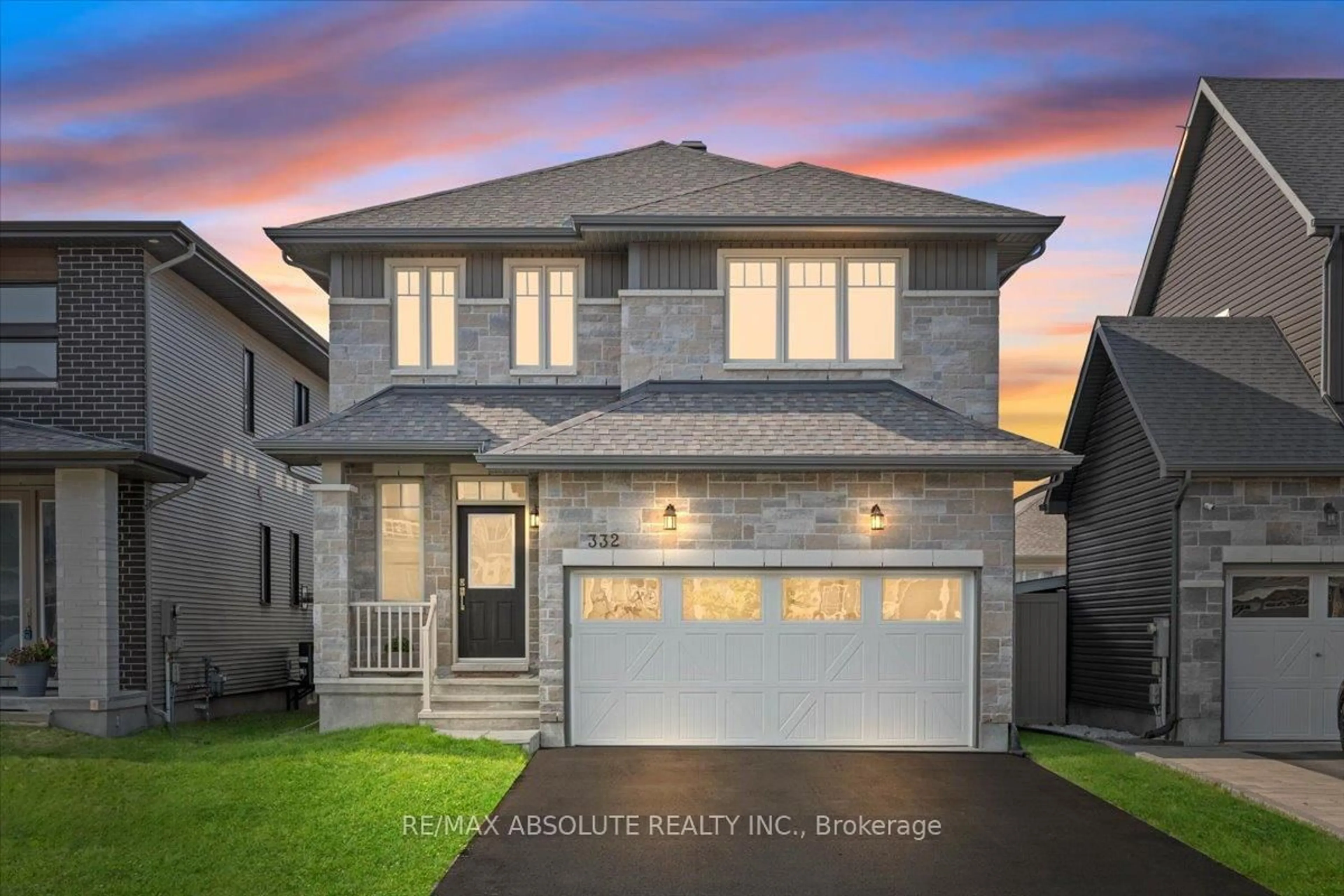 Home with vinyl exterior material, street for 332 Haliburton Hts, Ottawa Ontario K2S 1S3