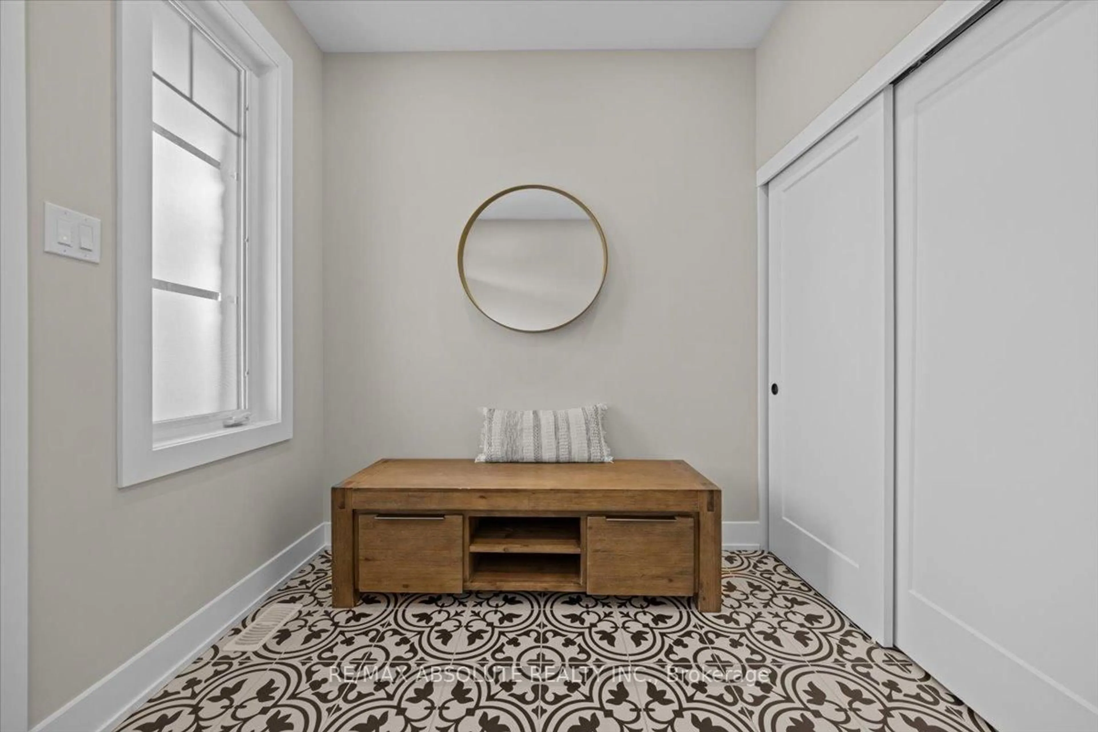 Contemporary bathroom, ceramic/tile floor for 332 Haliburton Hts, Ottawa Ontario K2S 1S3